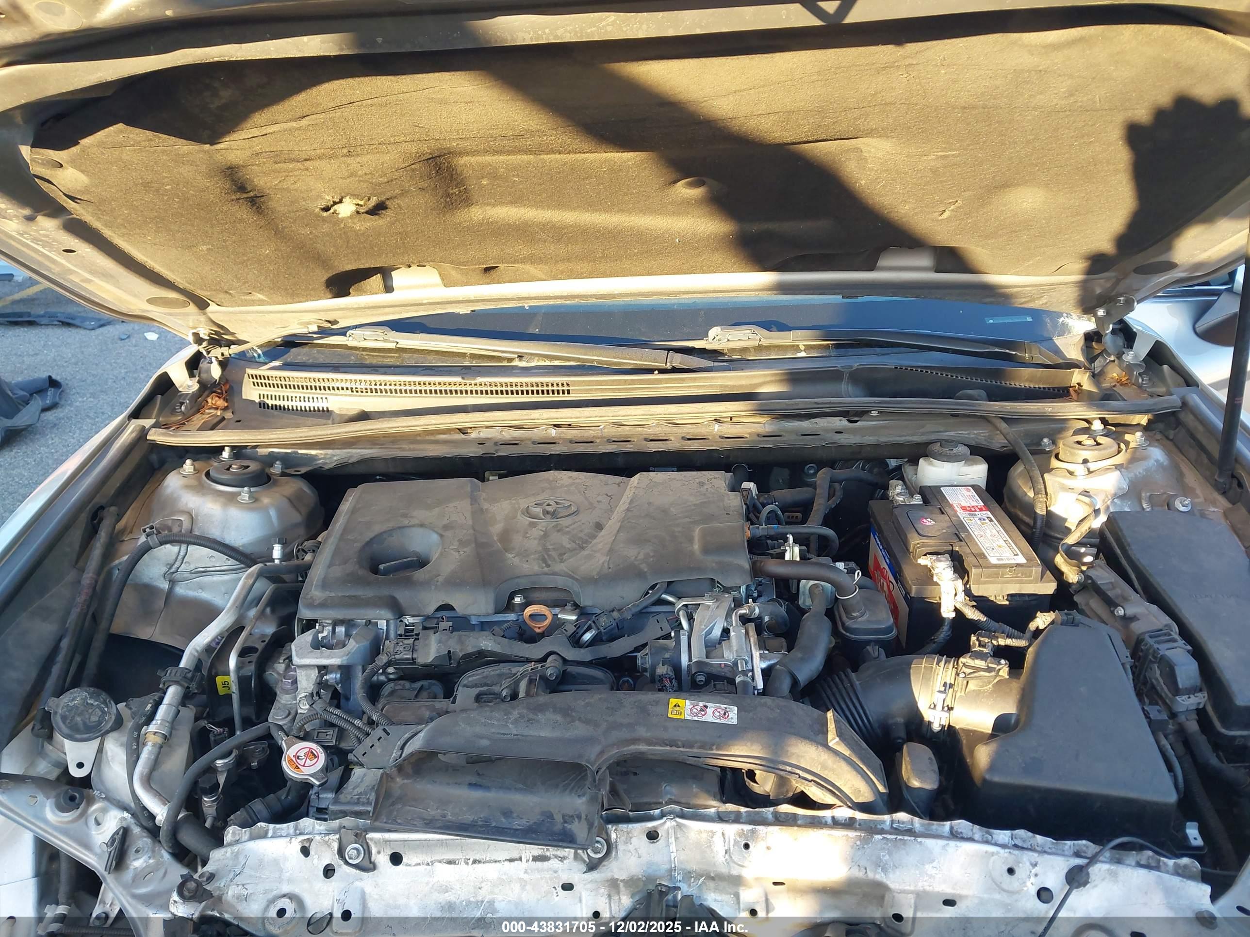 TOYOTA CAMRY image 10