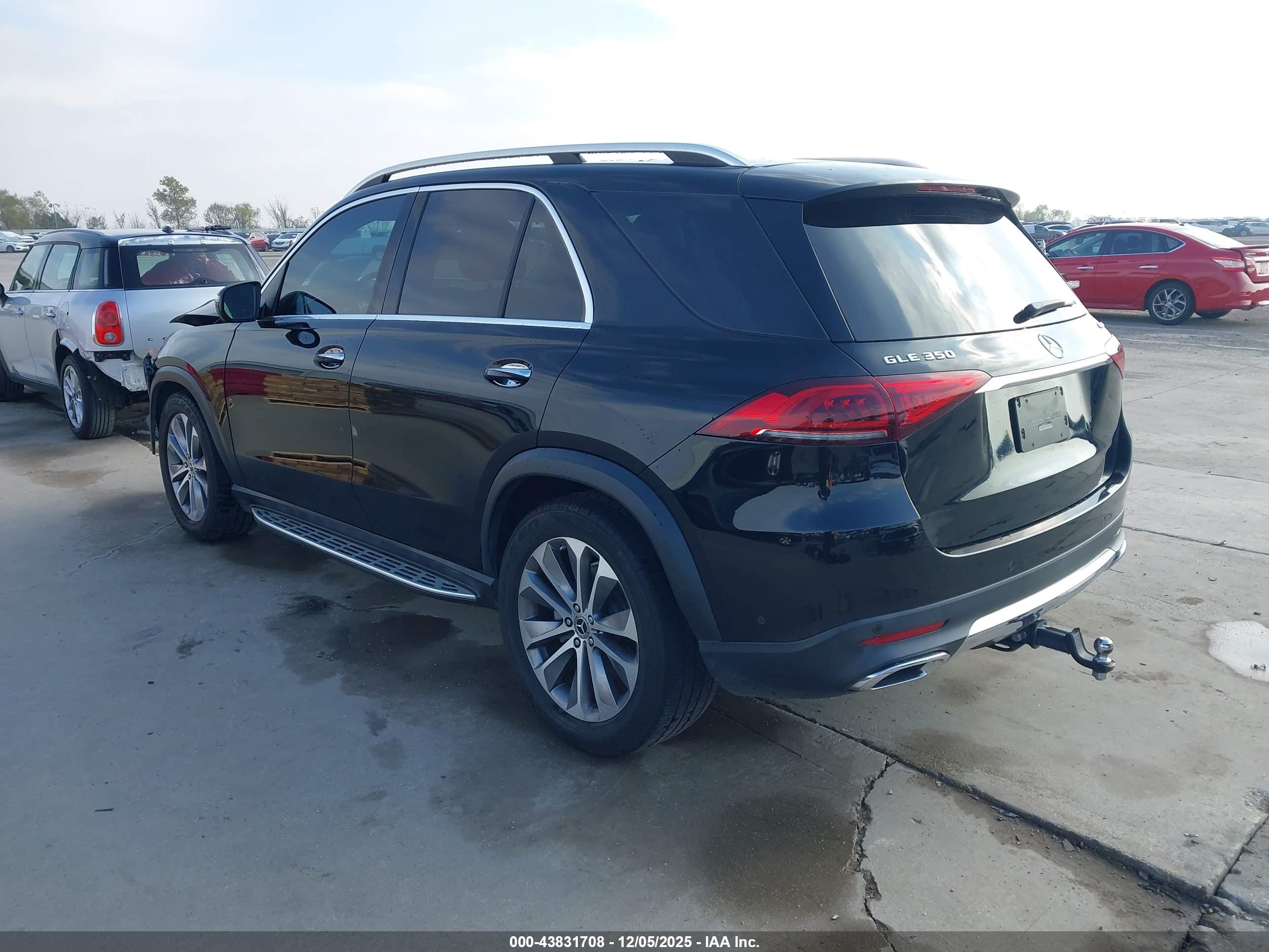 MERCEDES-BENZ GLE image 3