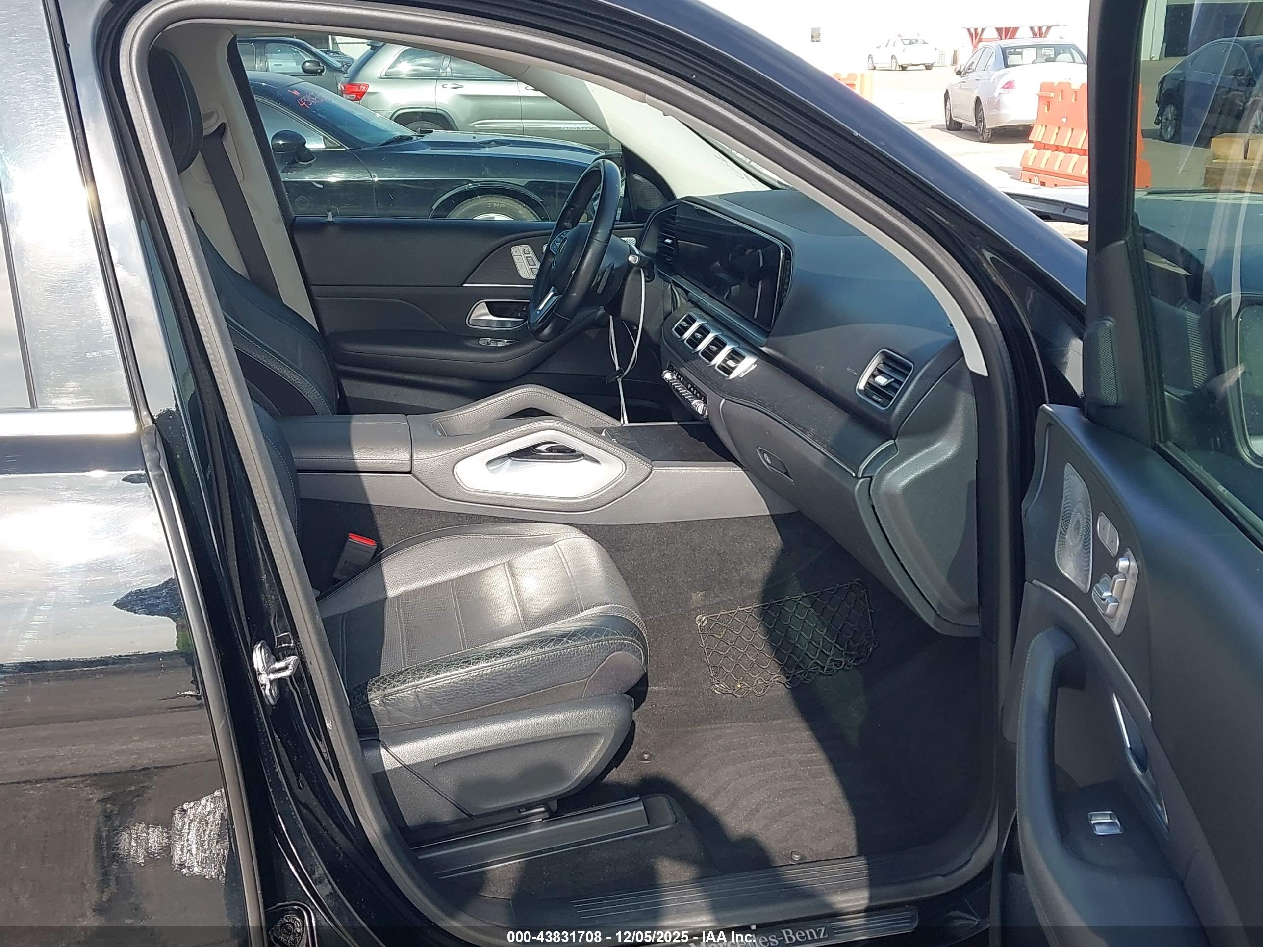 MERCEDES-BENZ GLE image 5