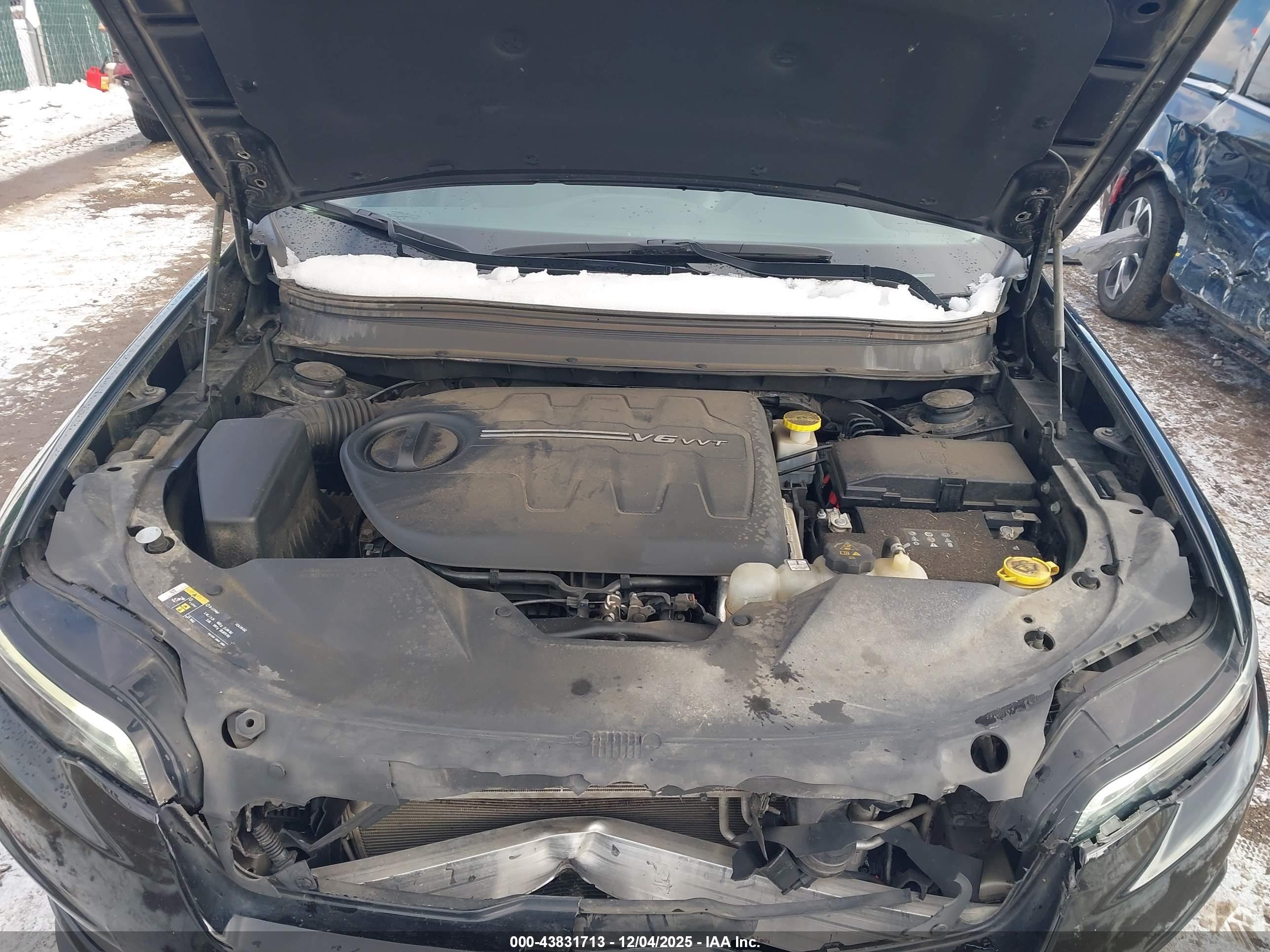JEEP CHEROKEE image 10