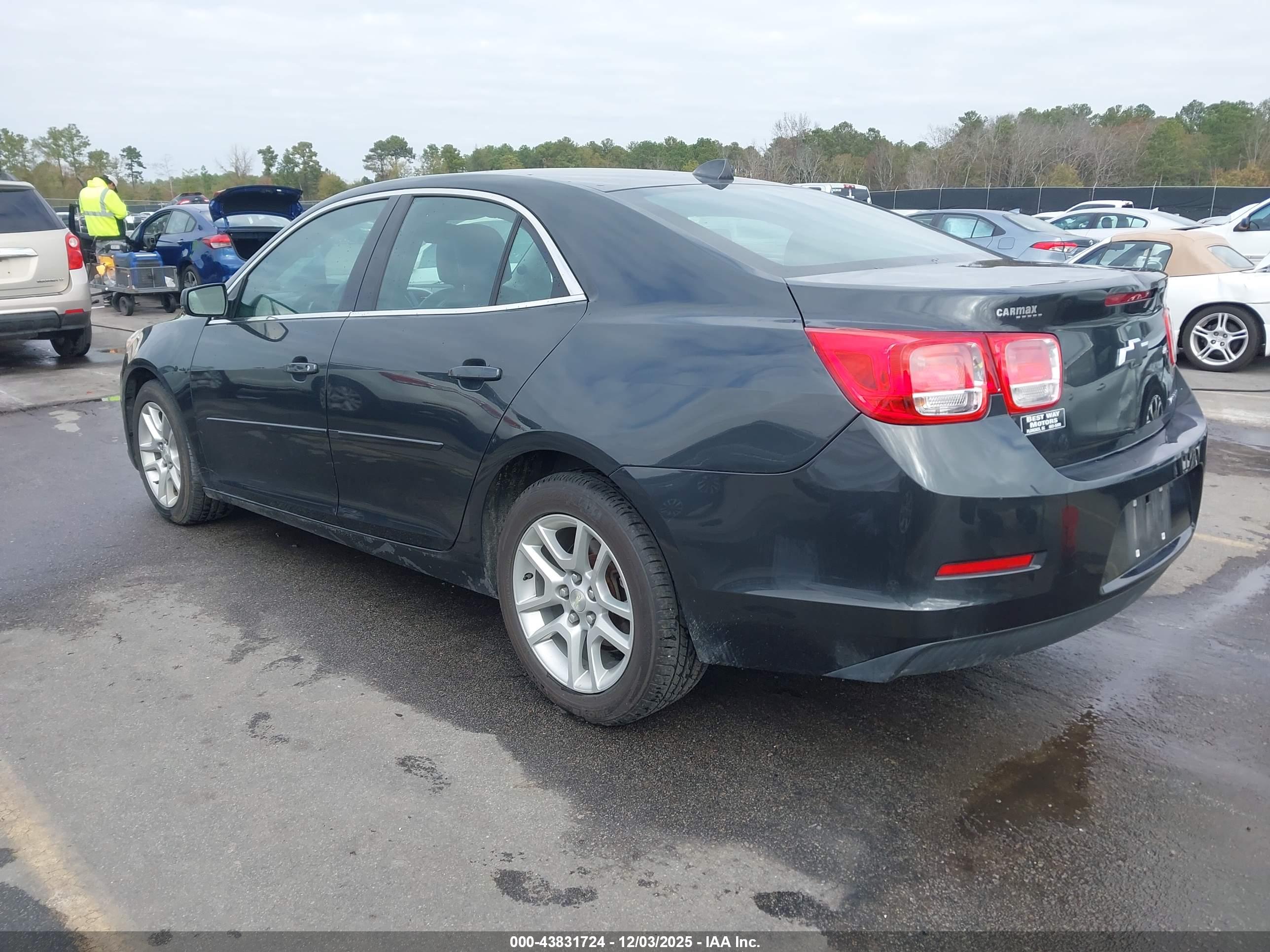 CHEVROLET MALIBU image 3