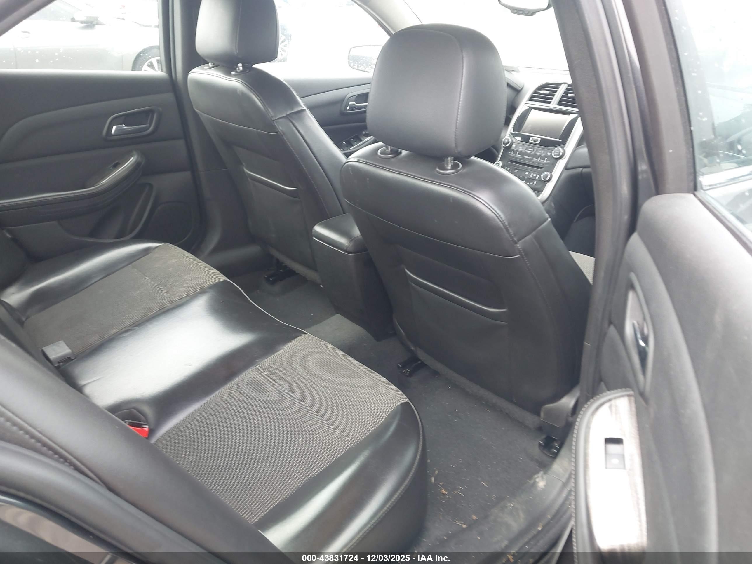 CHEVROLET MALIBU image 8