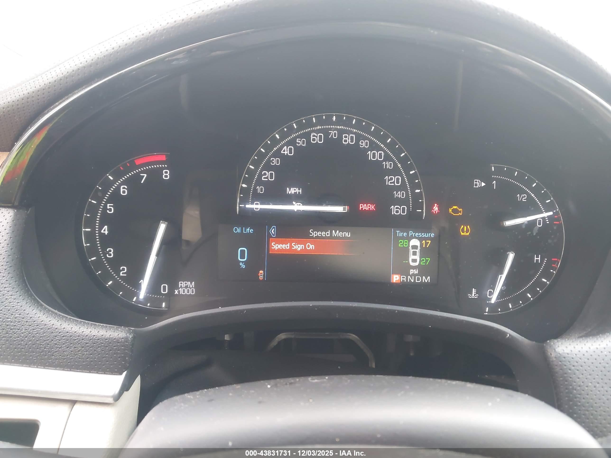CADILLAC XTS image 7