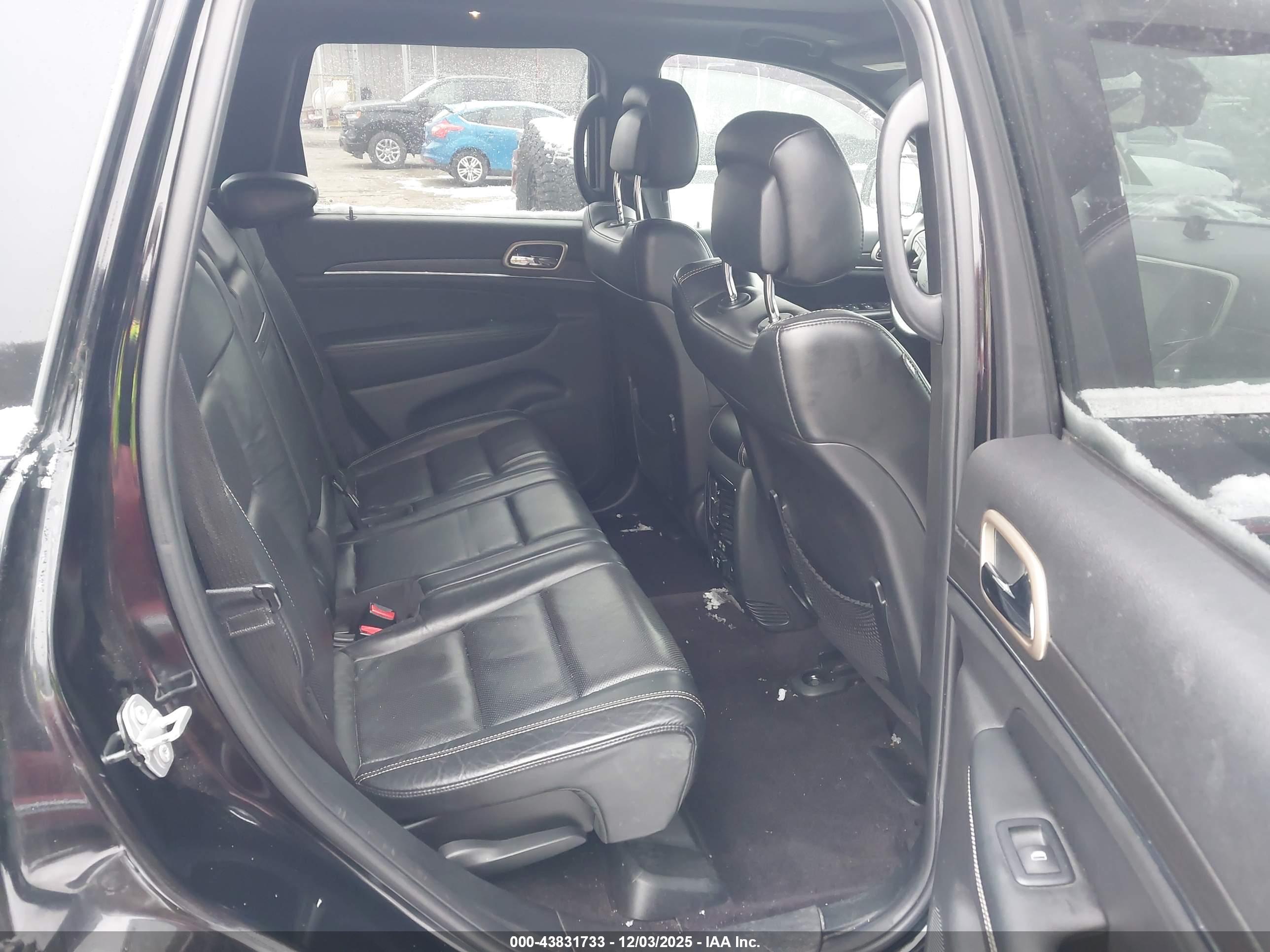 JEEP GRAND image 8