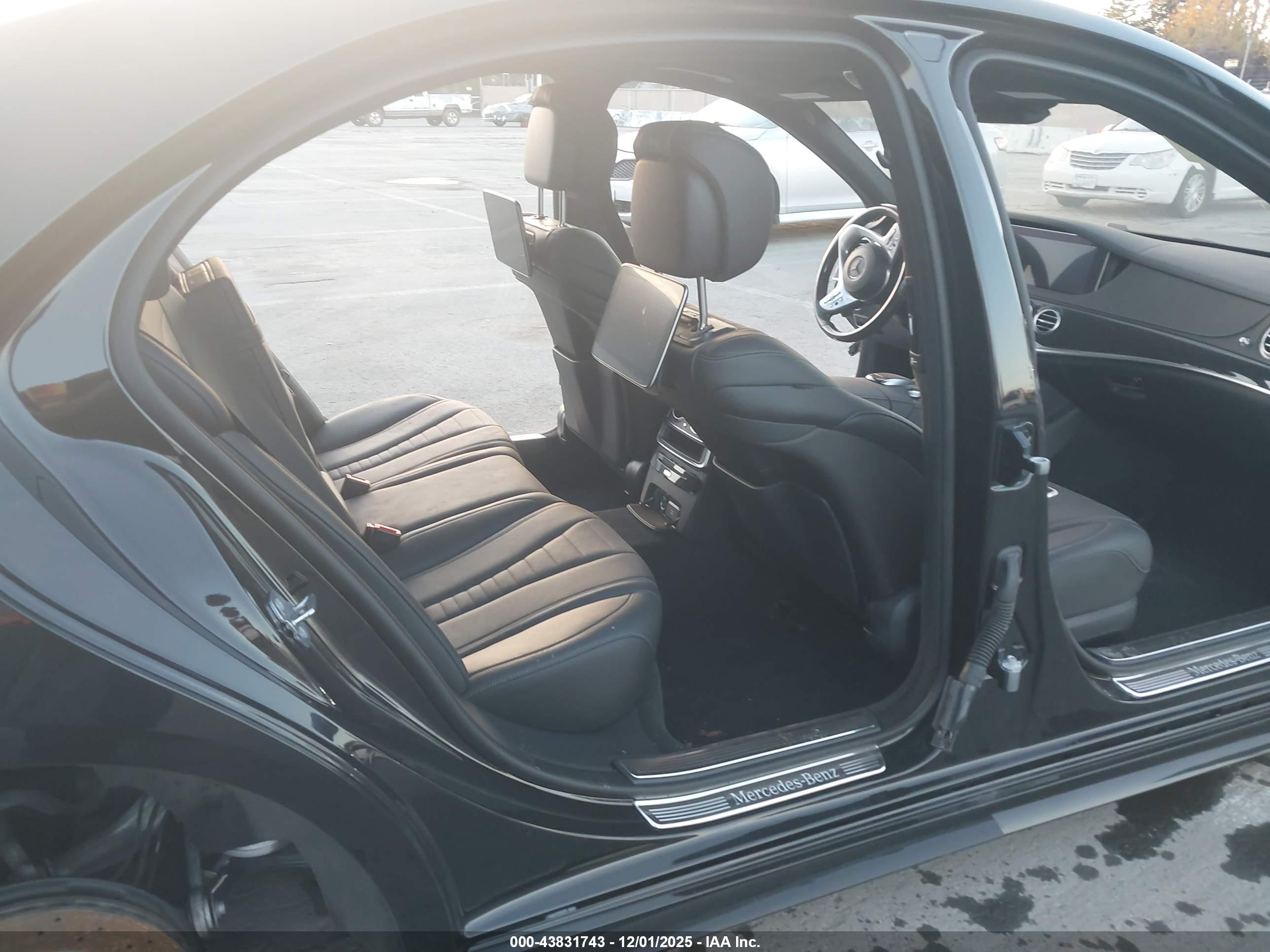 MERCEDES-BENZ S image 8