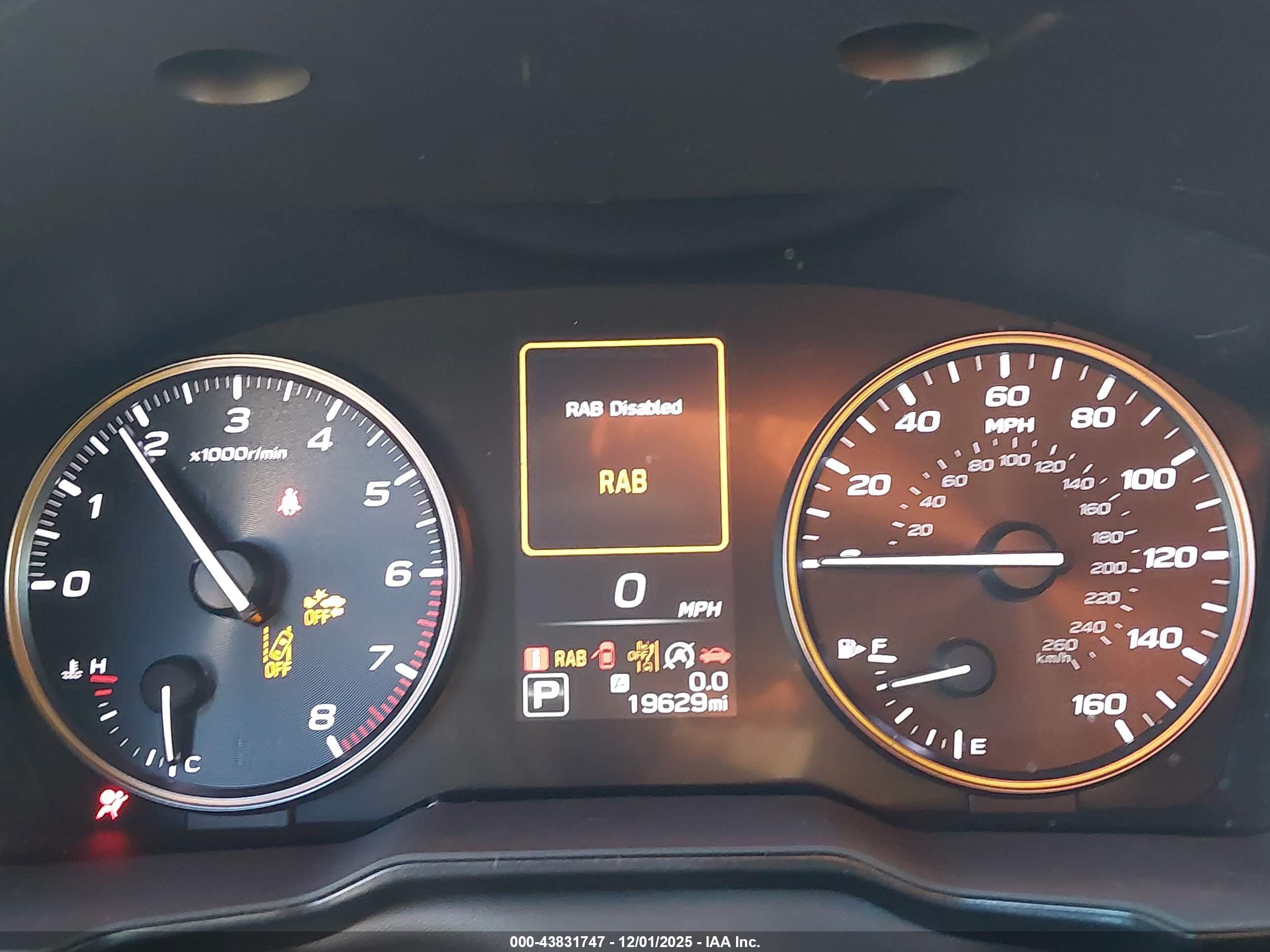 SUBARU OUTBACK image 7