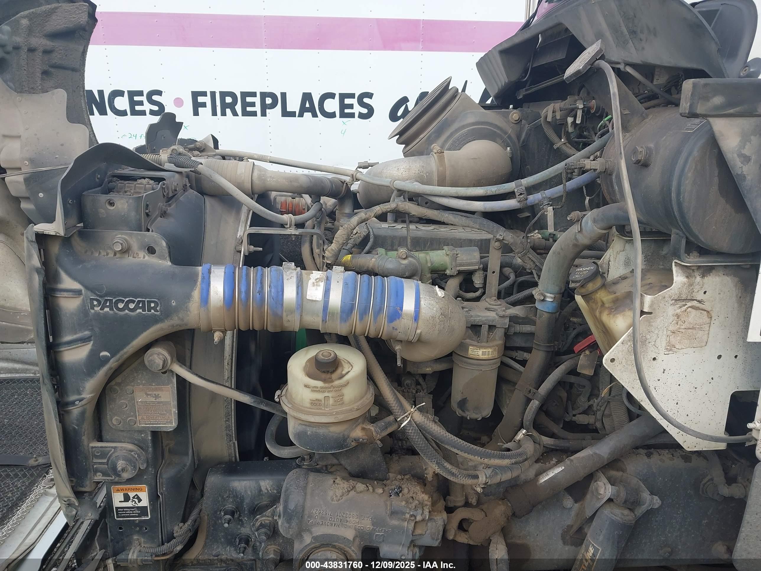 KENWORTH CONSTRUCTION image 10
