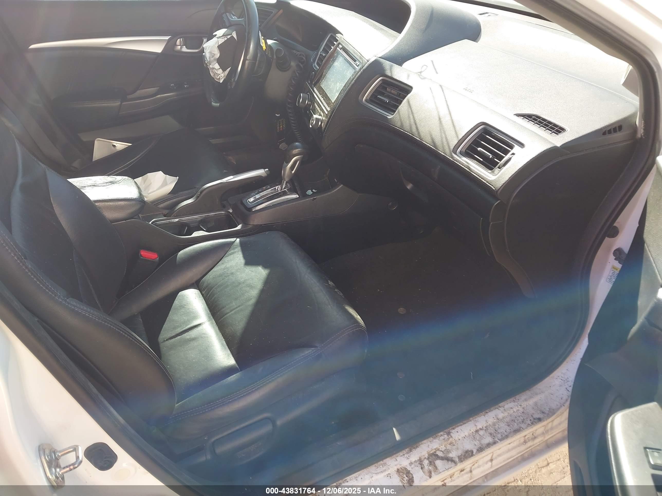 HONDA CIVIC image 5