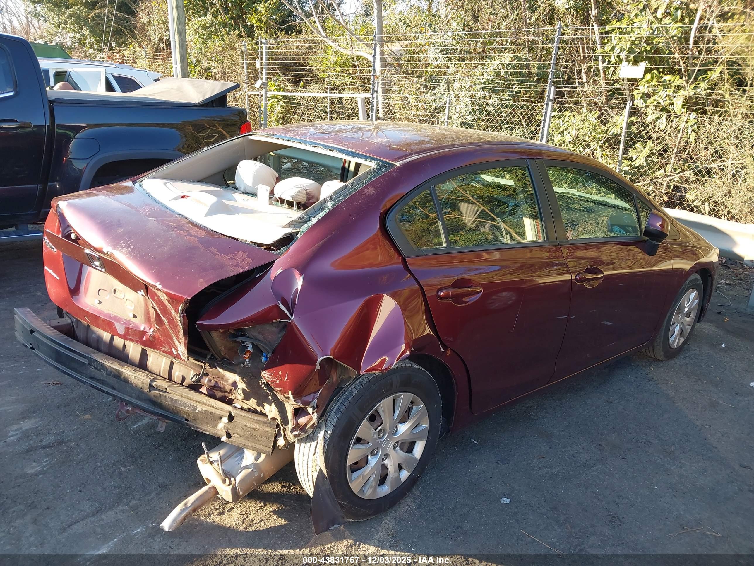 HONDA CIVIC image 4