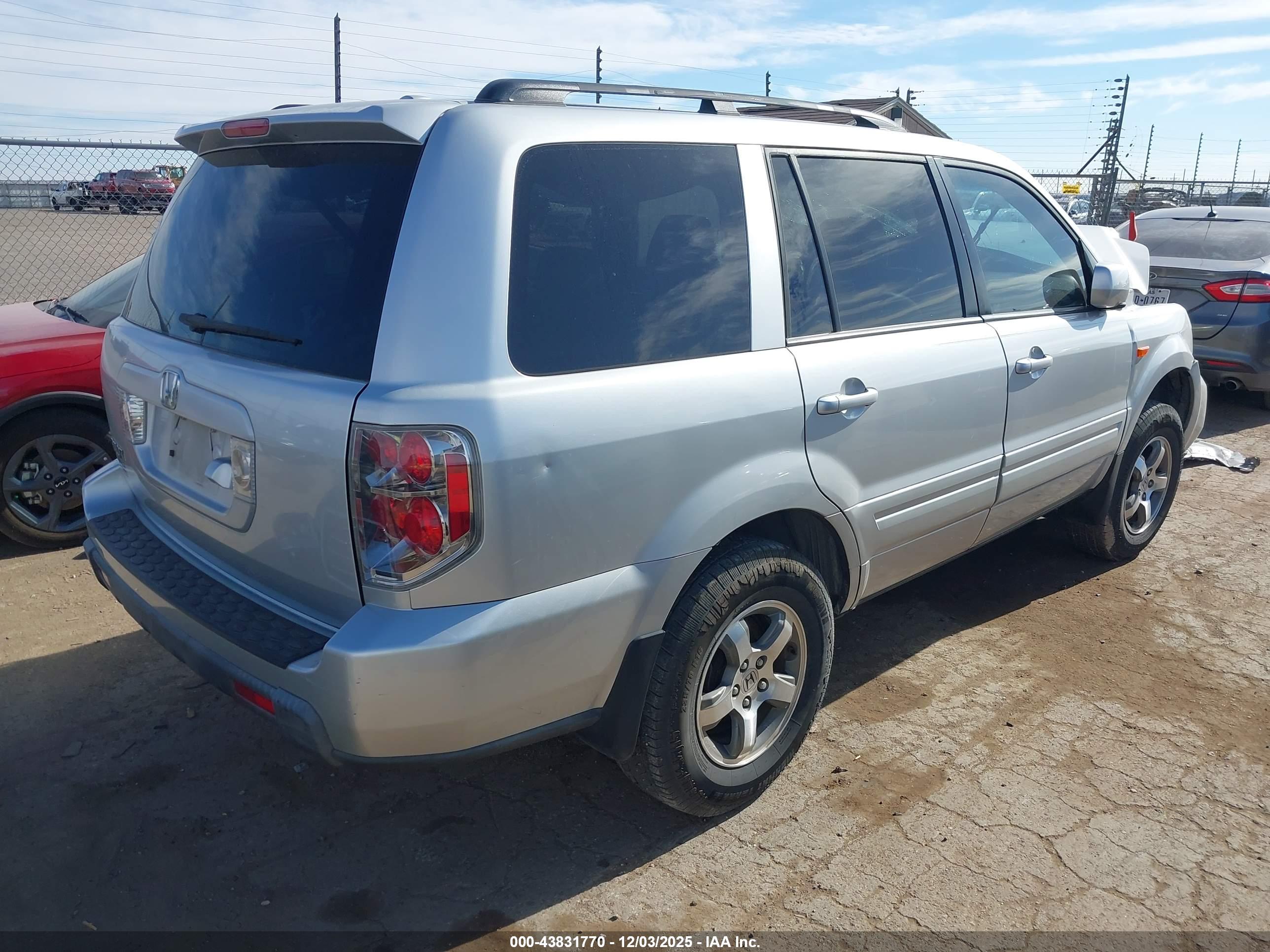 HONDA PILOT image 4