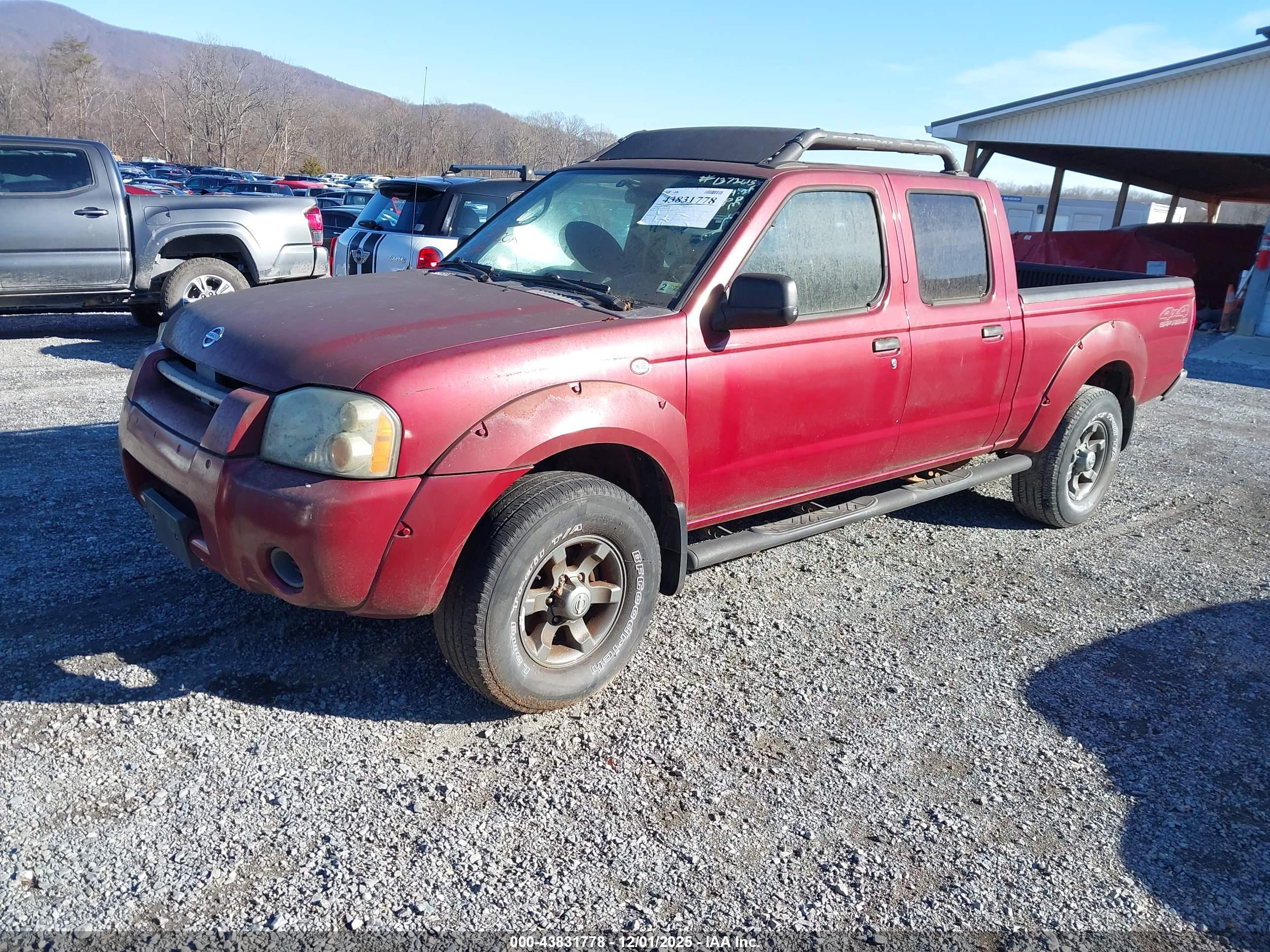 NISSAN FRONTIER image 2