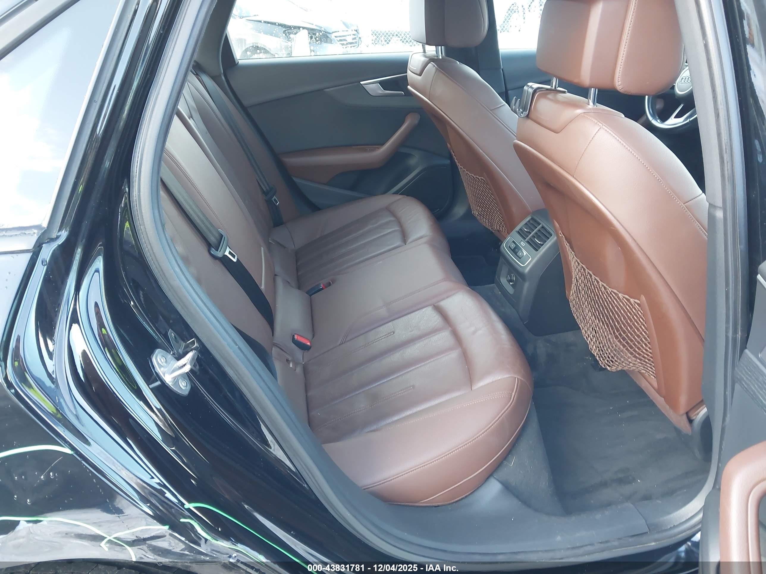 AUDI A4 image 8