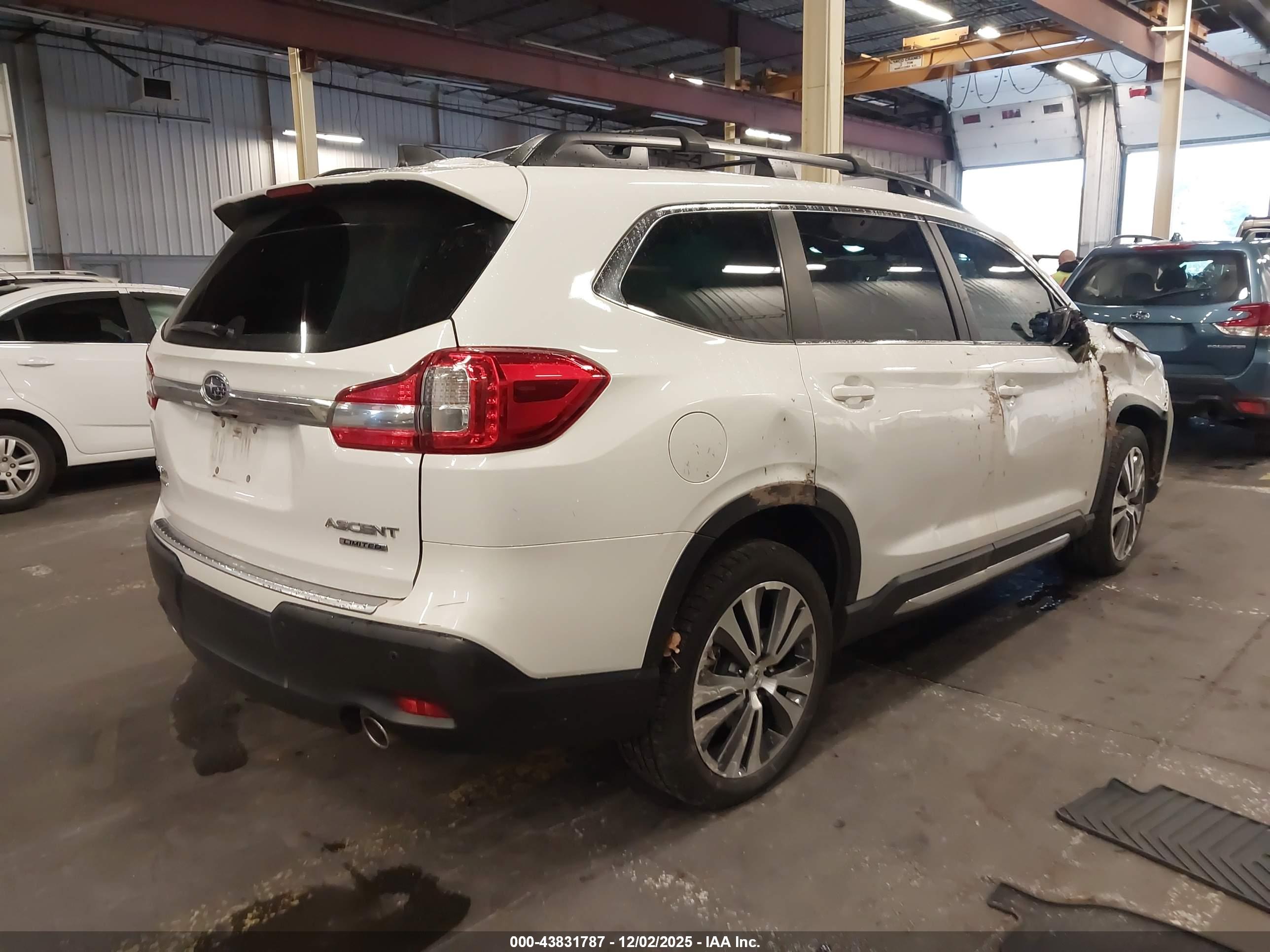 SUBARU ASCENT image 4