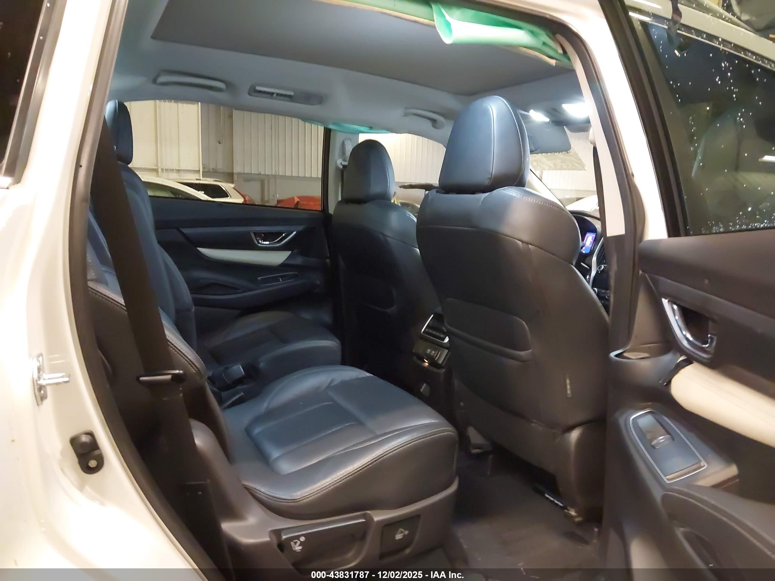 SUBARU ASCENT image 8
