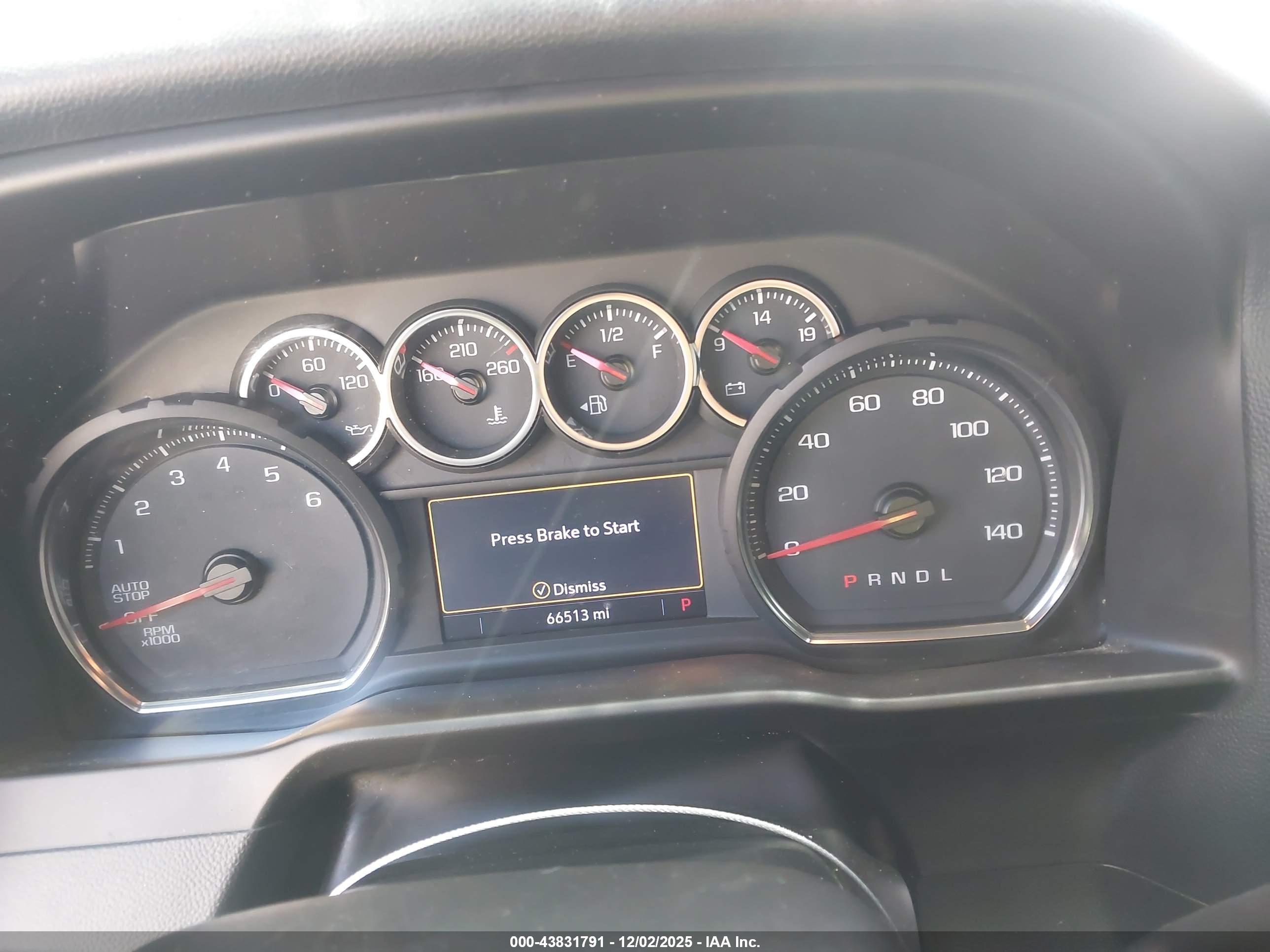 CHEVROLET SILVERADO image 7