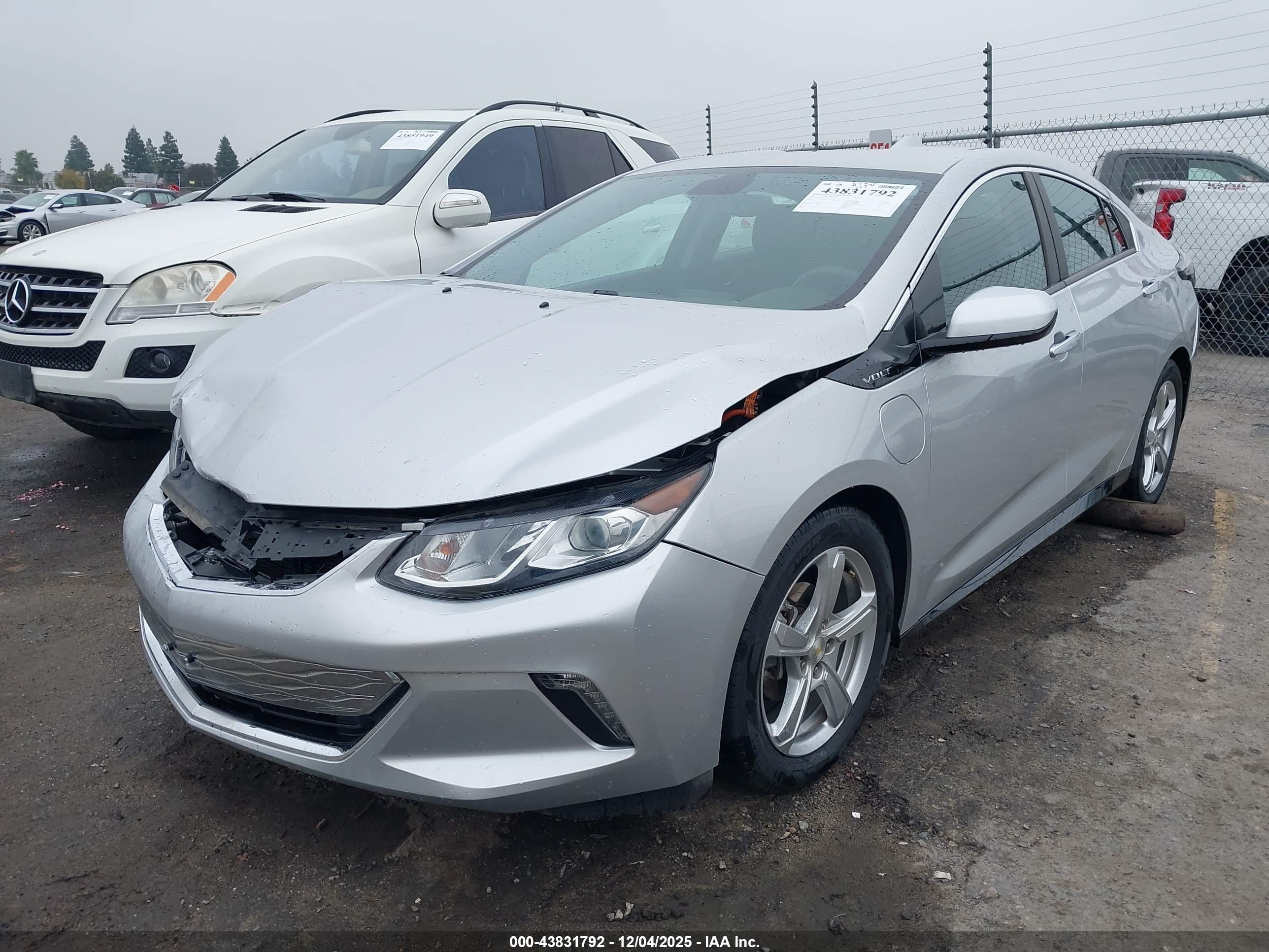 CHEVROLET VOLT image 2