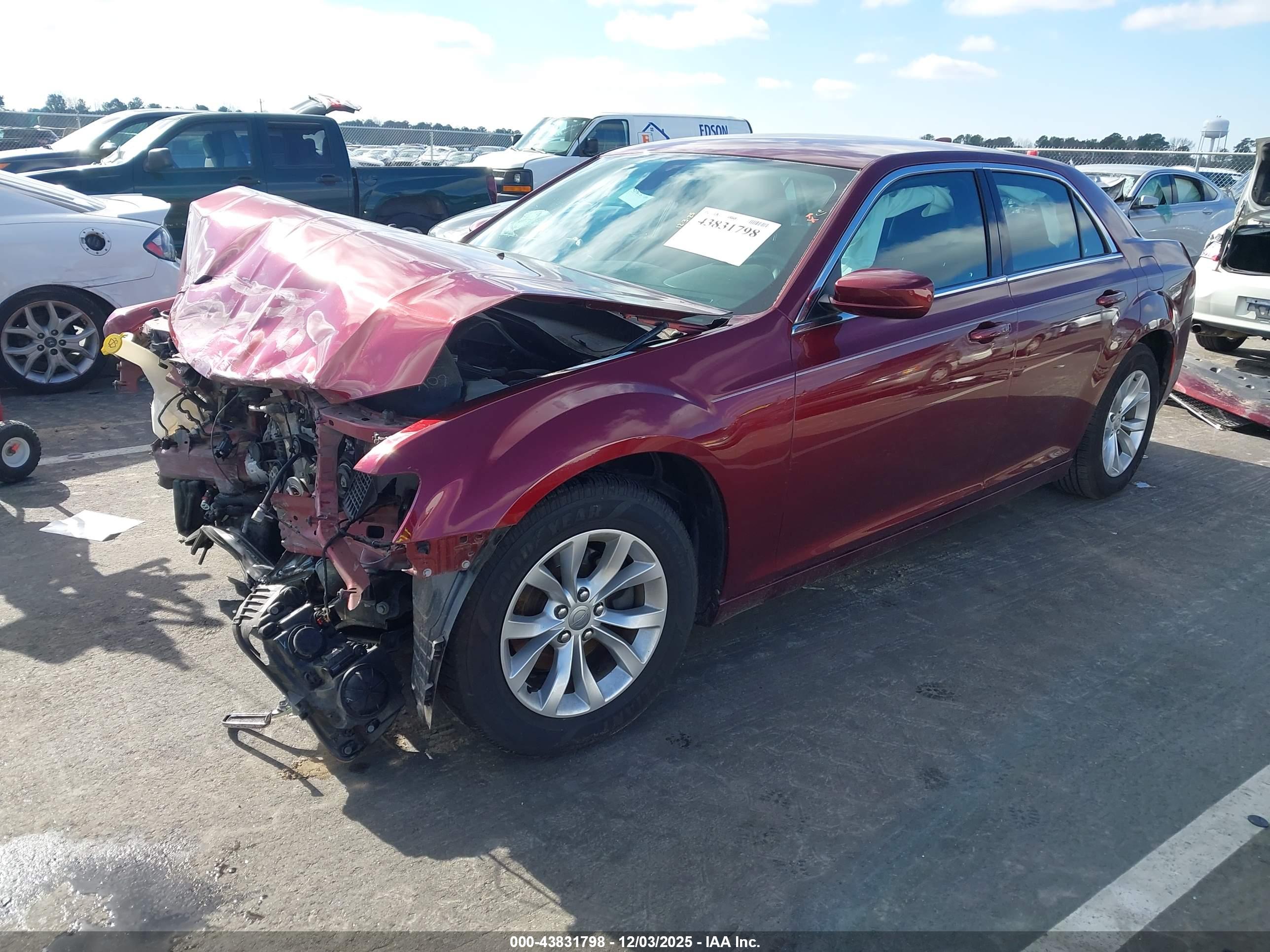 CHRYSLER 300 image 2