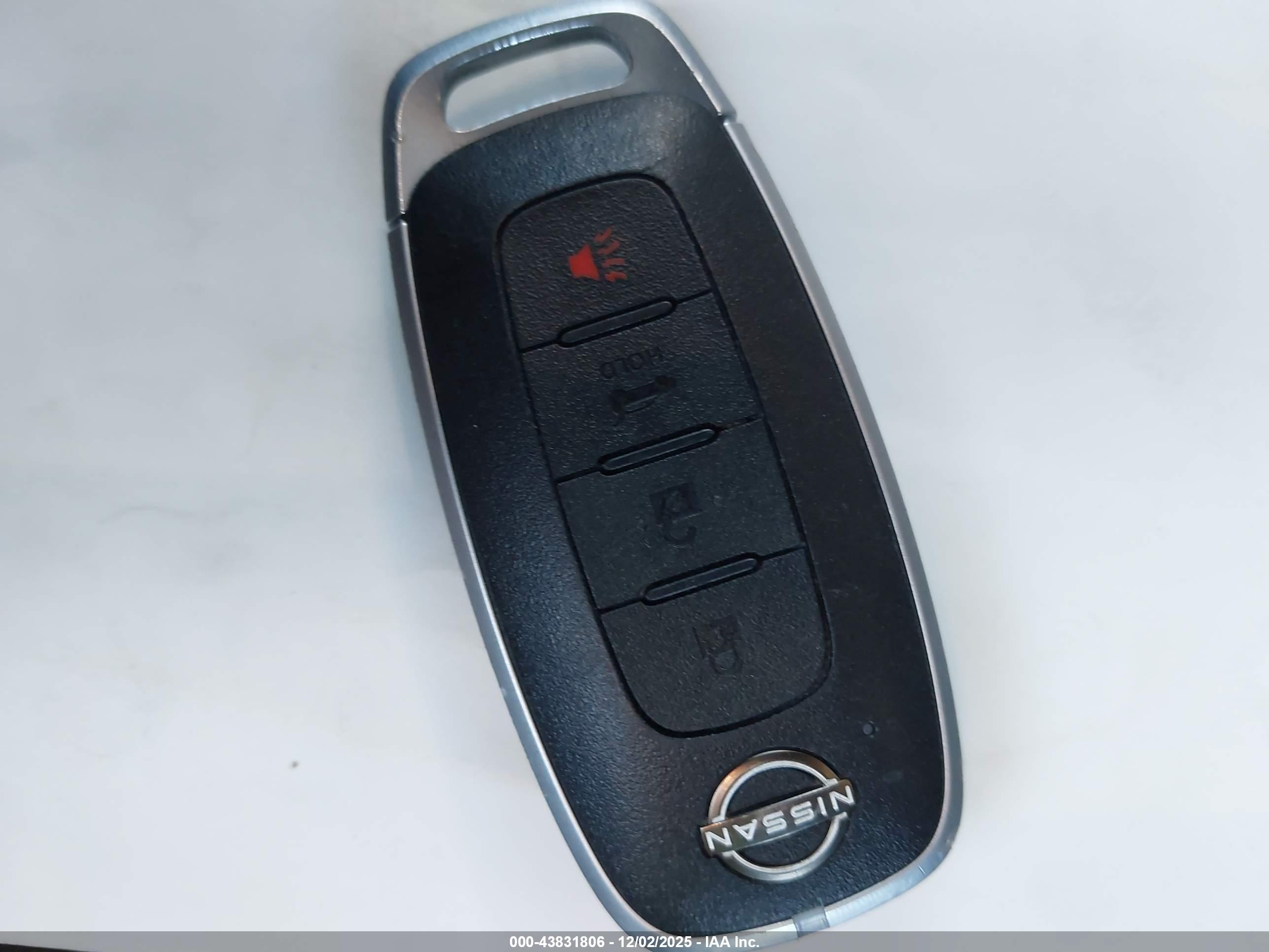 NISSAN ARIYA image 11