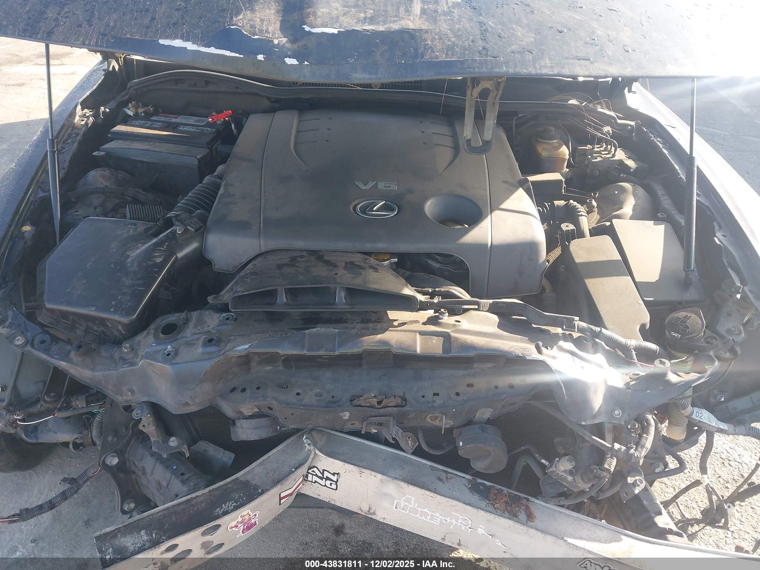 LEXUS IS image 10