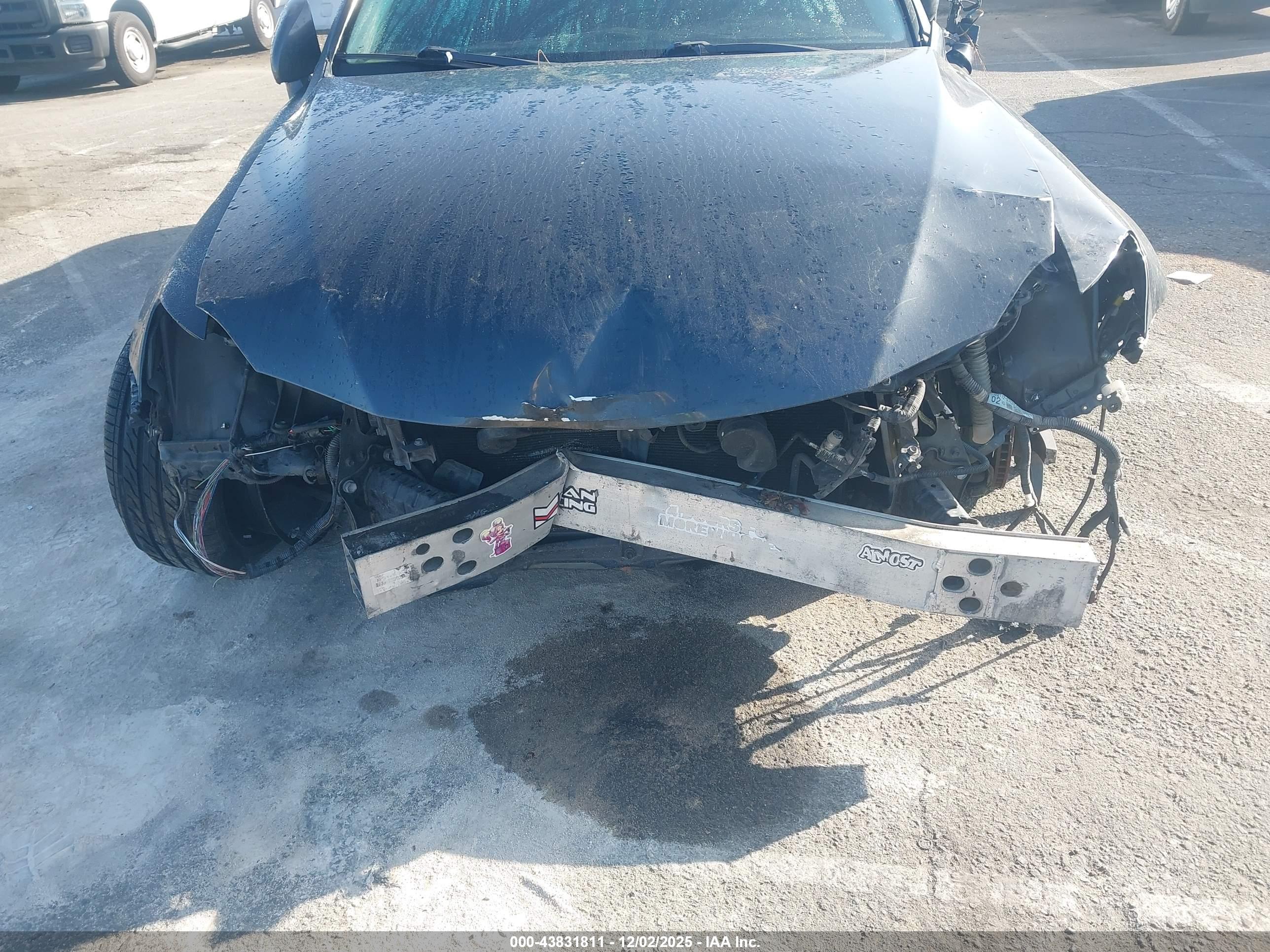 LEXUS IS image 6