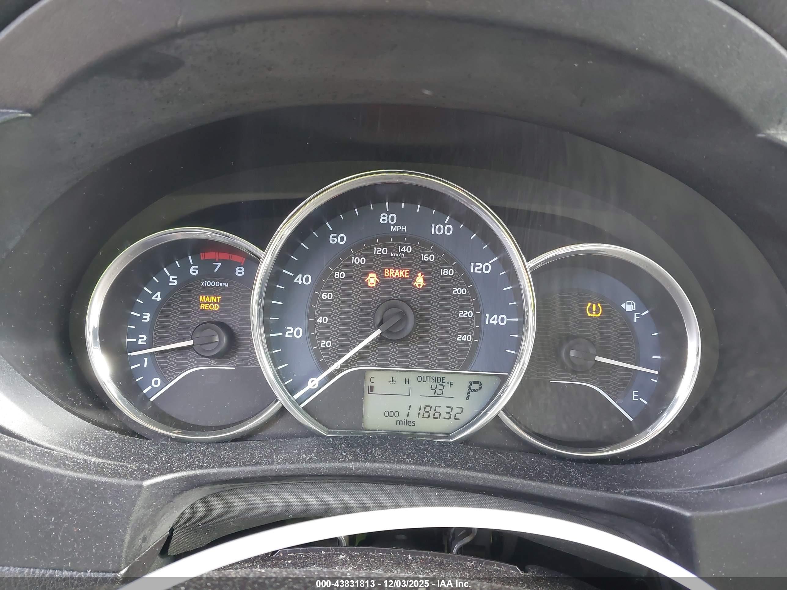 TOYOTA COROLLA image 7