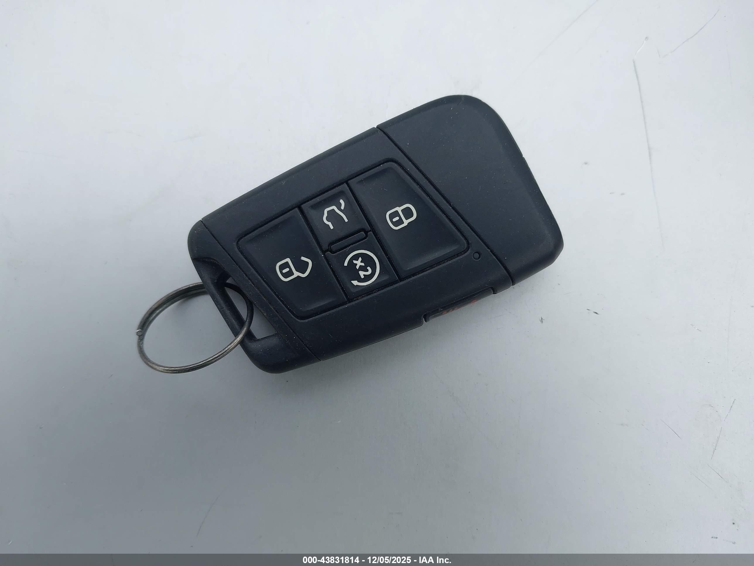 VOLKSWAGEN ATLAS image 11