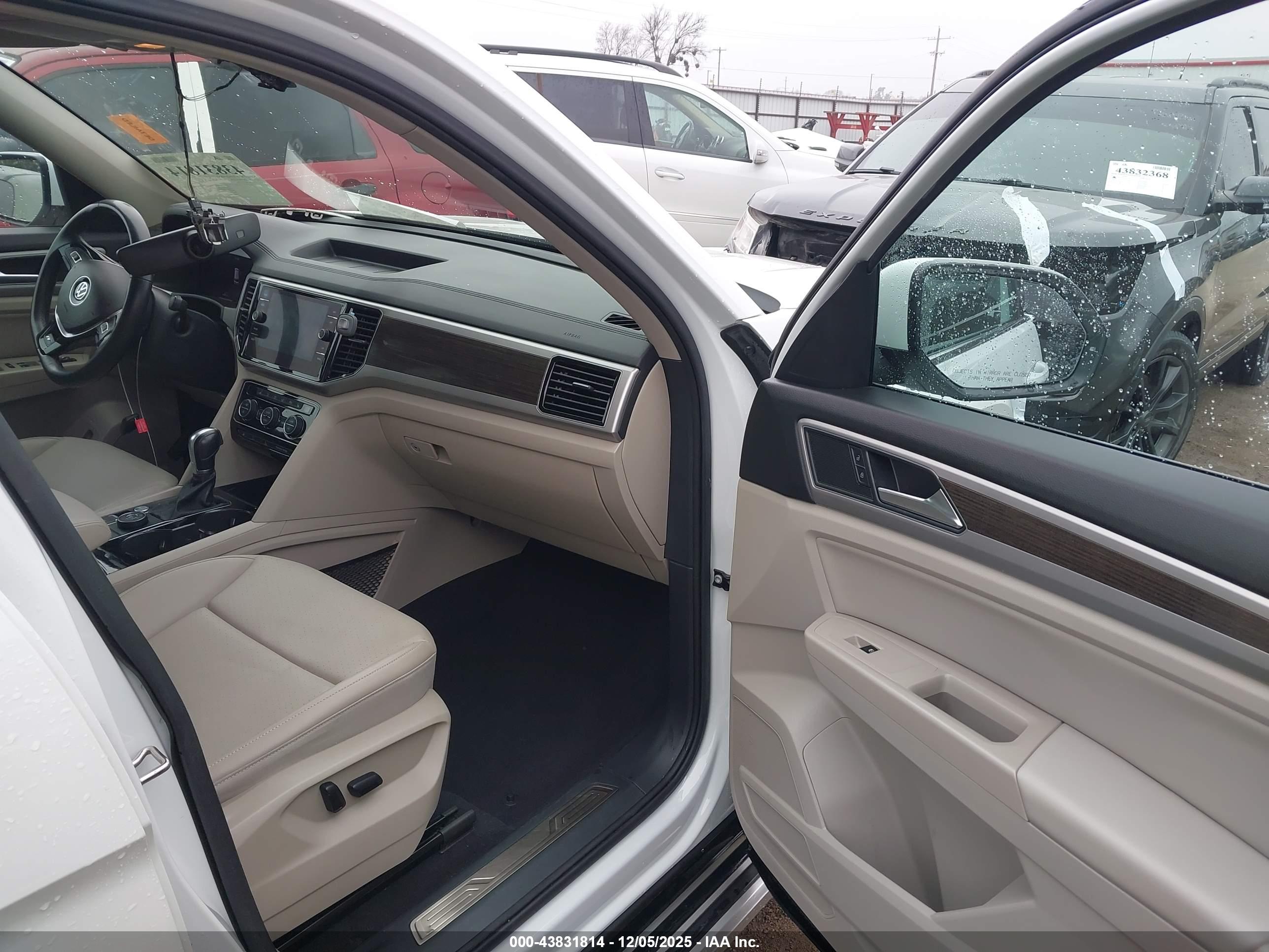 VOLKSWAGEN ATLAS image 5