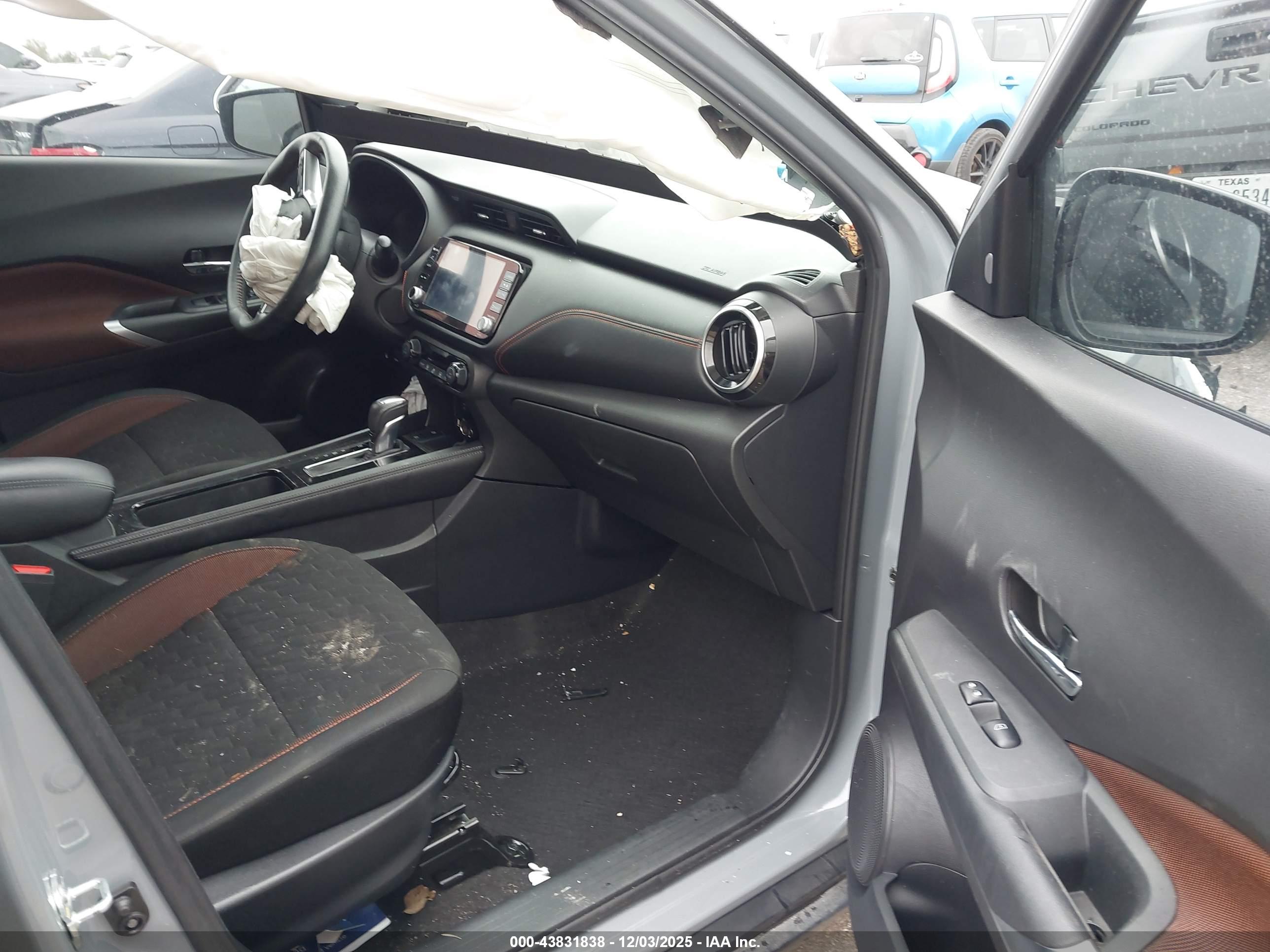 NISSAN KICKS image 5
