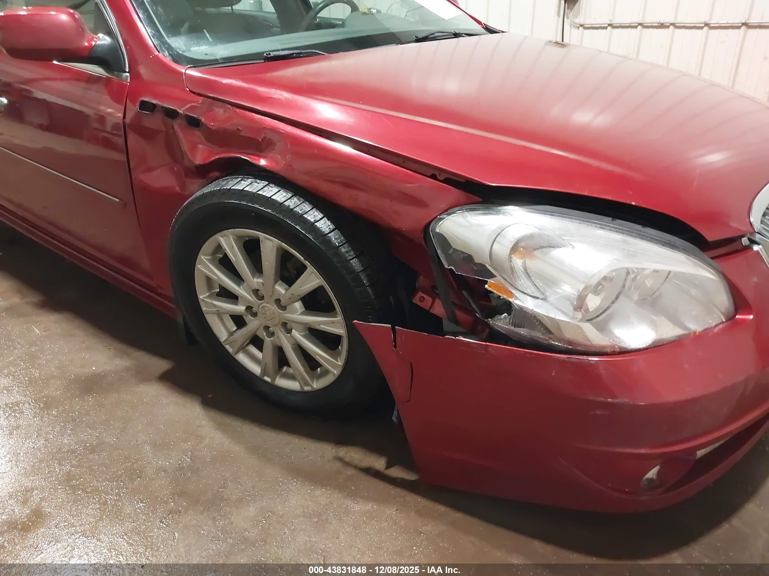 BUICK LUCERNE image 6