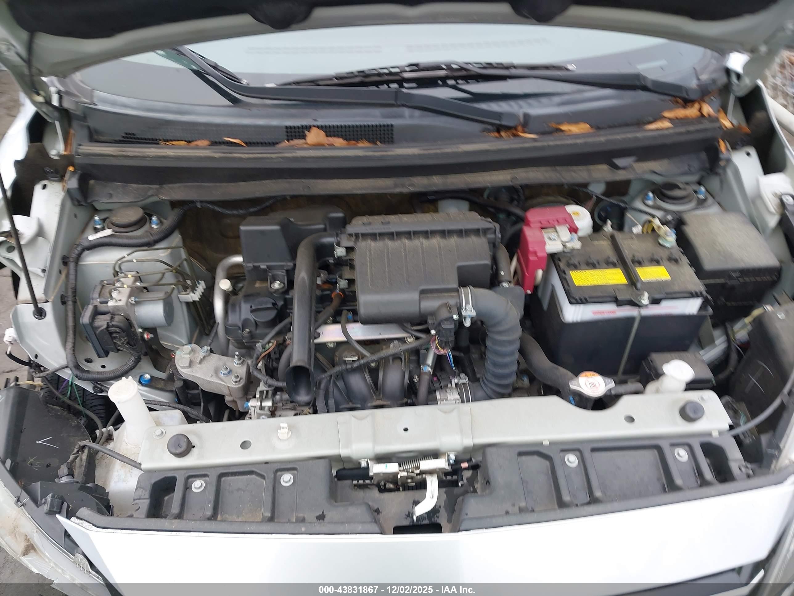MITSUBISHI MIRAGE image 10