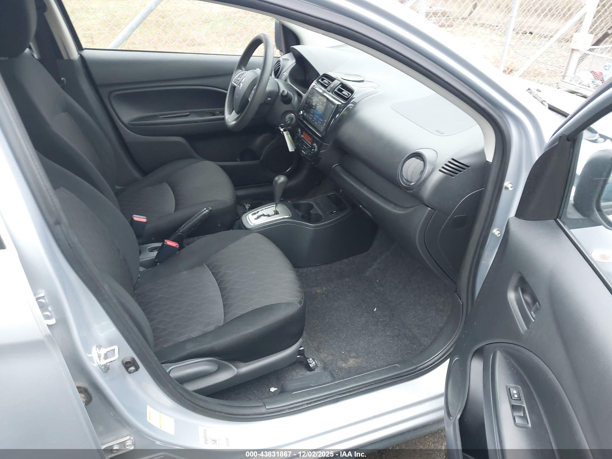 MITSUBISHI MIRAGE image 5