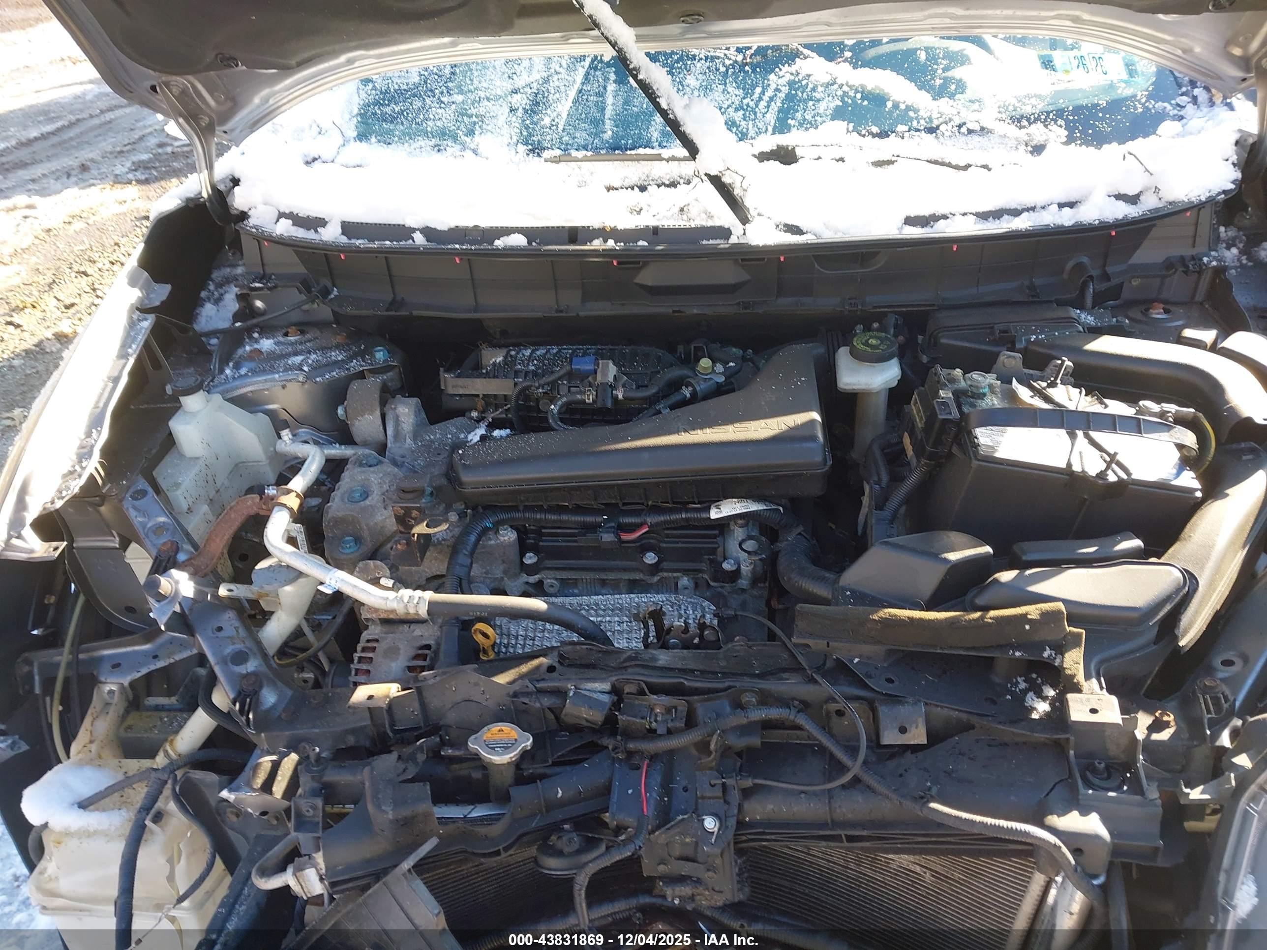 NISSAN ROGUE image 10