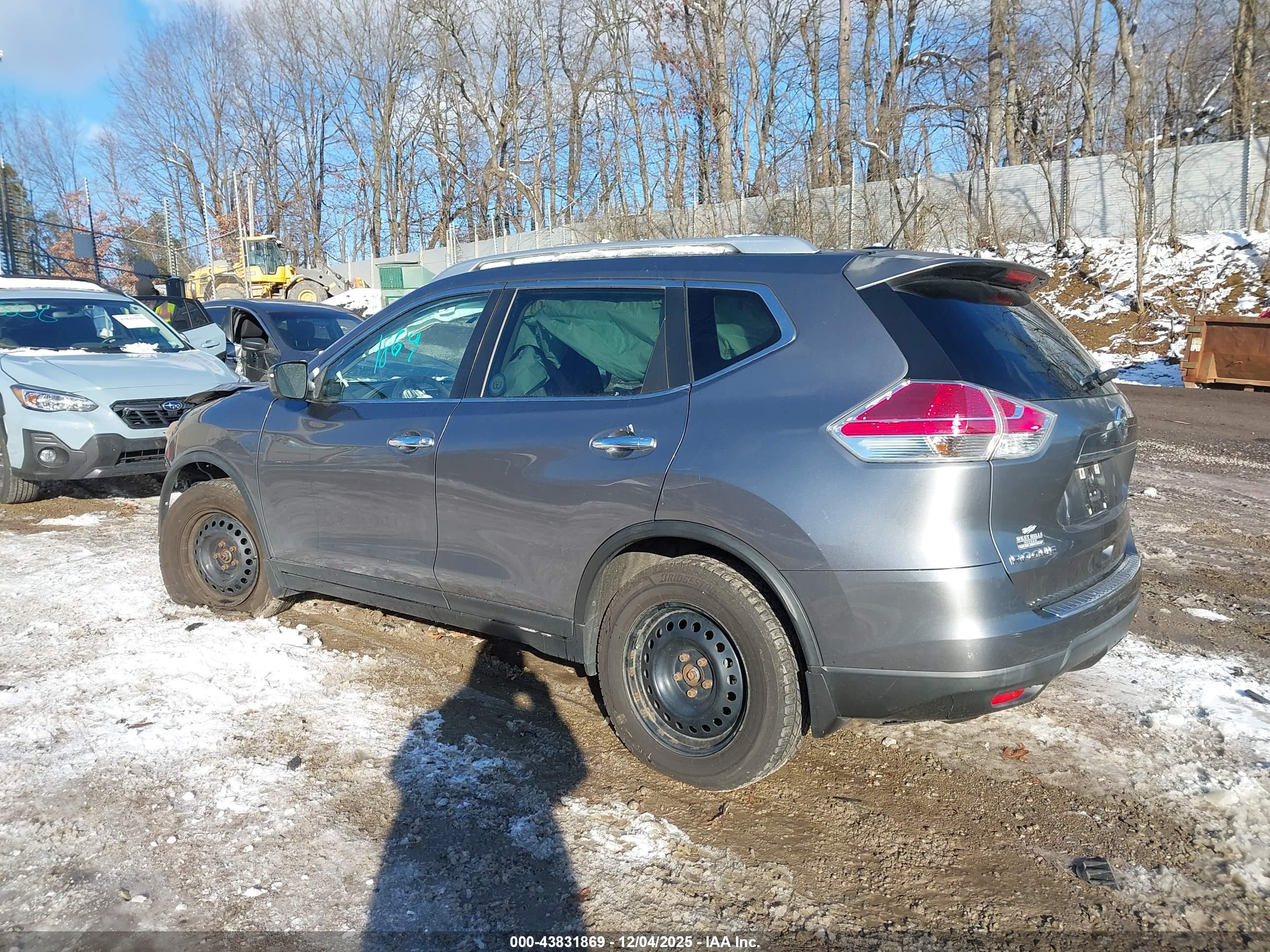 NISSAN ROGUE image 3