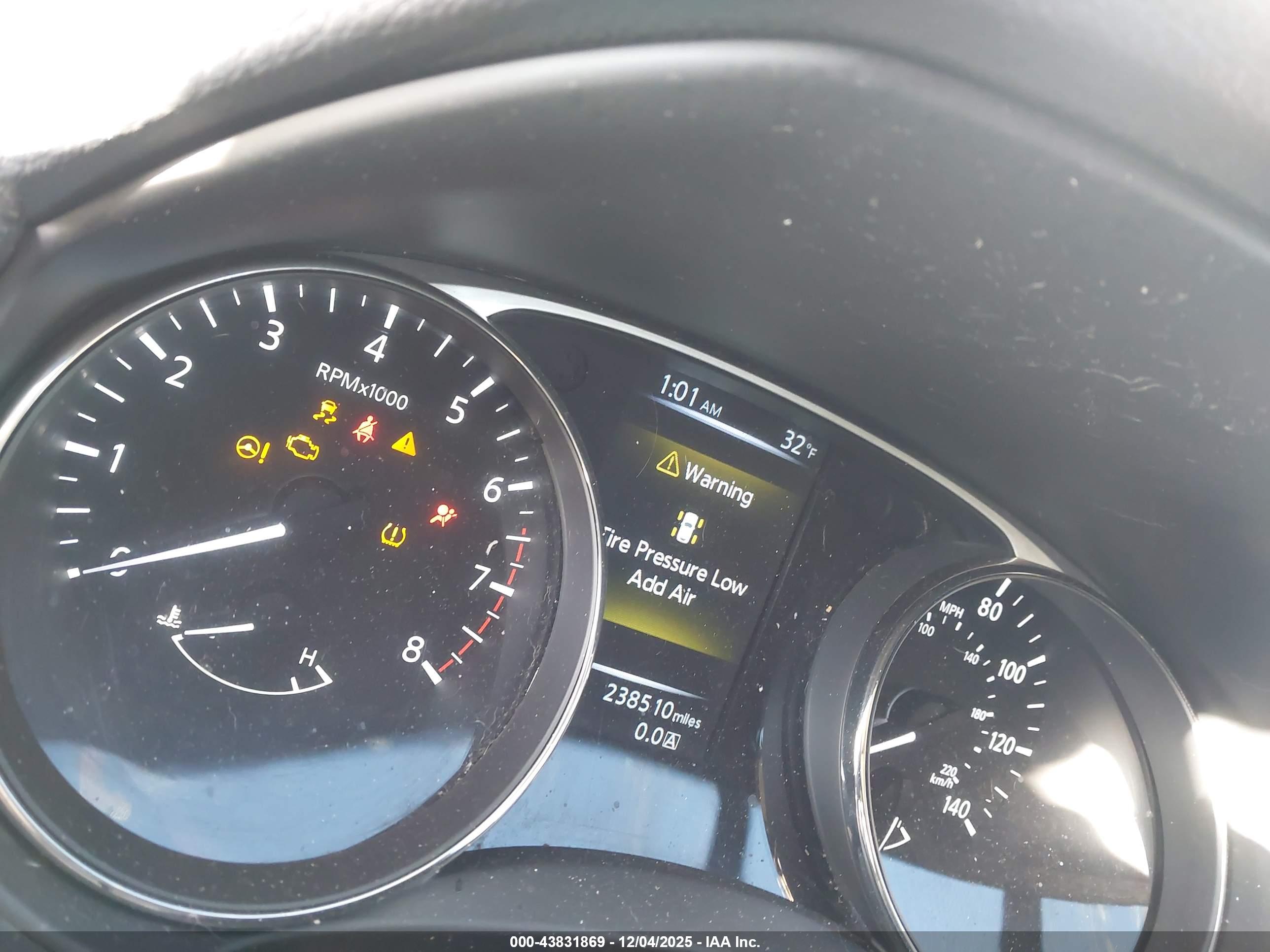 NISSAN ROGUE image 7