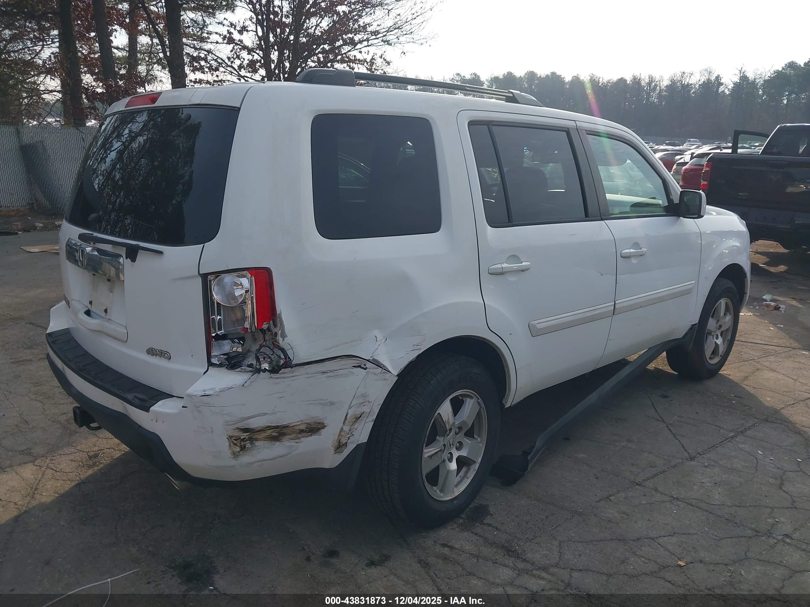 HONDA PILOT image 4