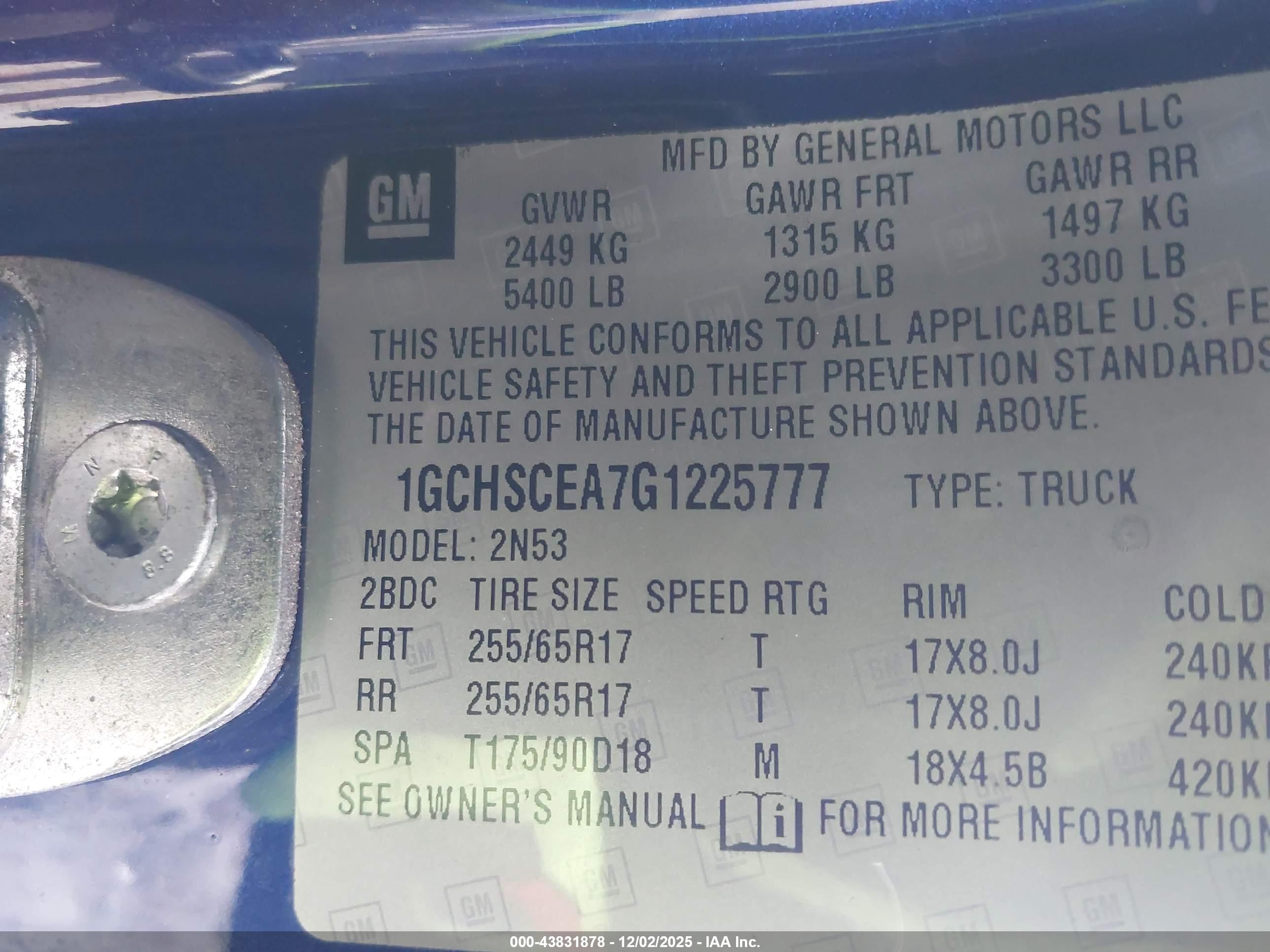 CHEVROLET COLORADO image 9