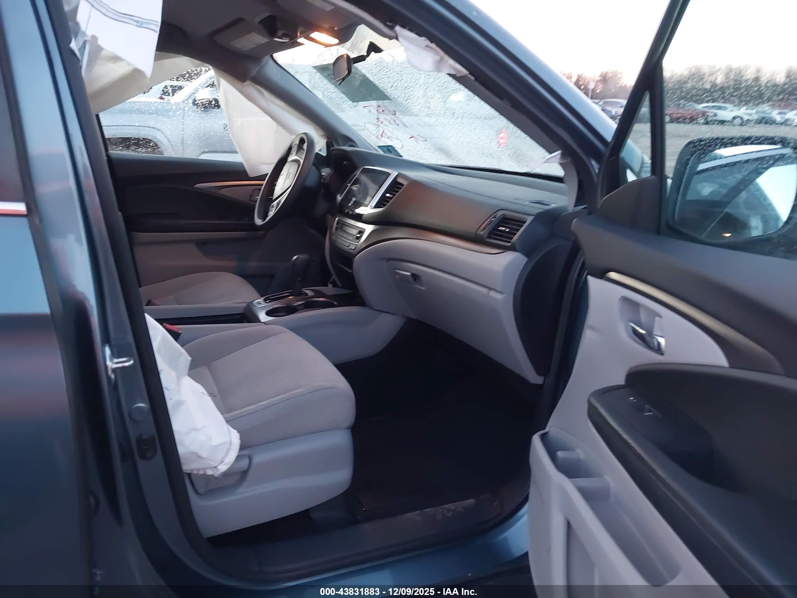 HONDA PILOT image 5