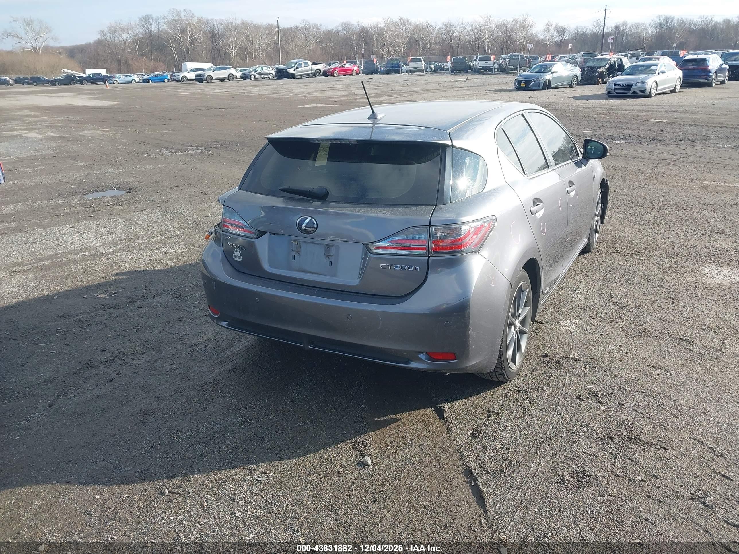 LEXUS CT image 4