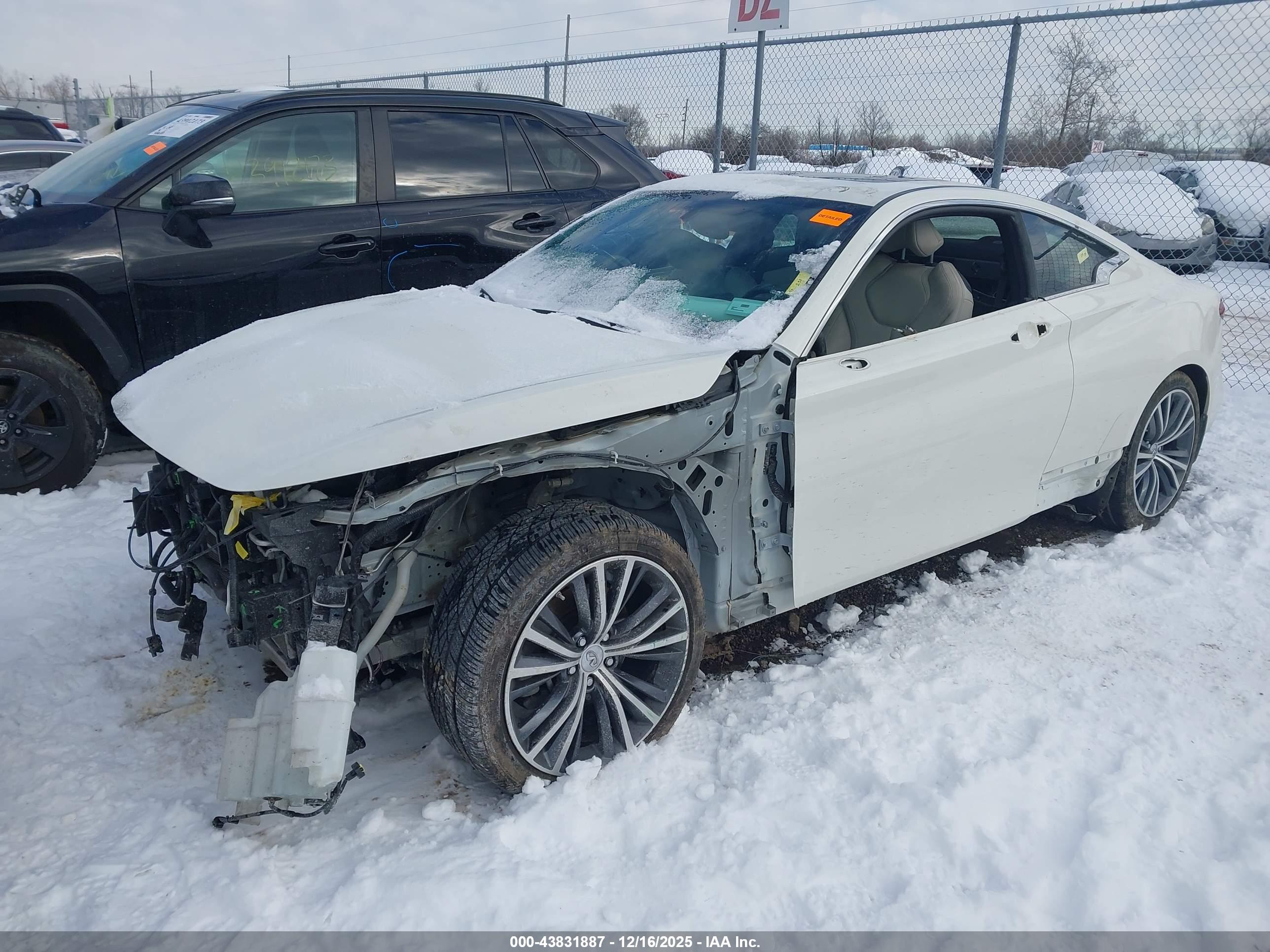 INFINITI Q60 image 2
