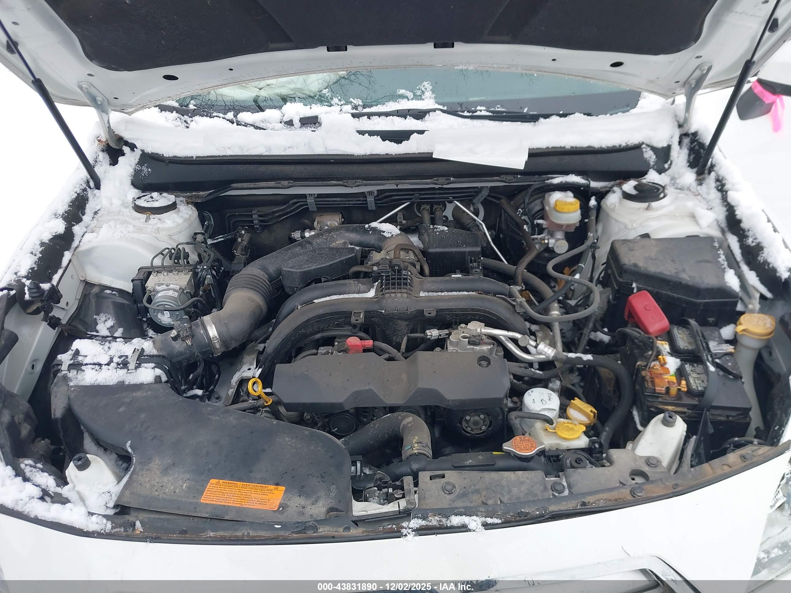 SUBARU OUTBACK image 10