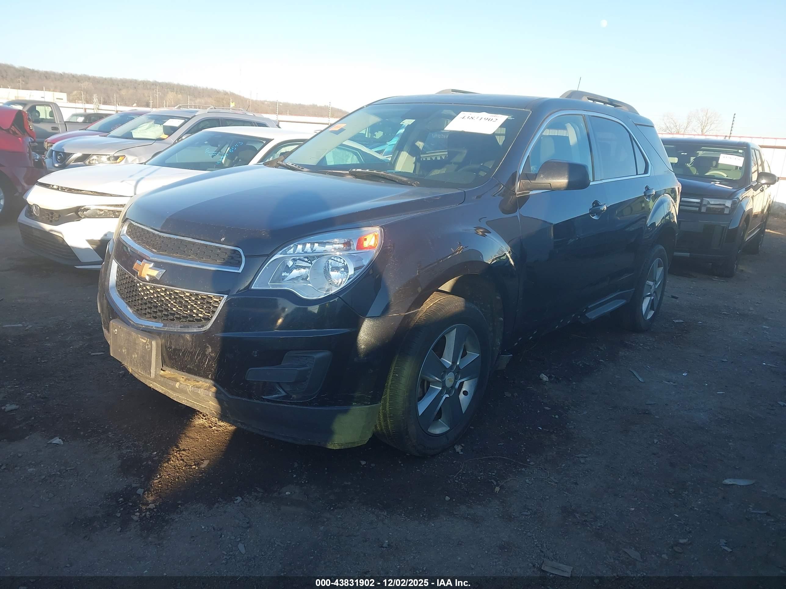 CHEVROLET EQUINOX image 2