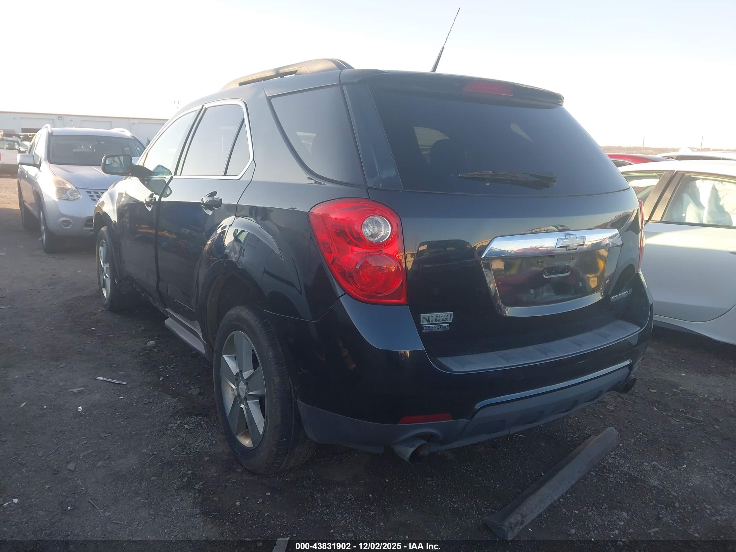 CHEVROLET EQUINOX image 3