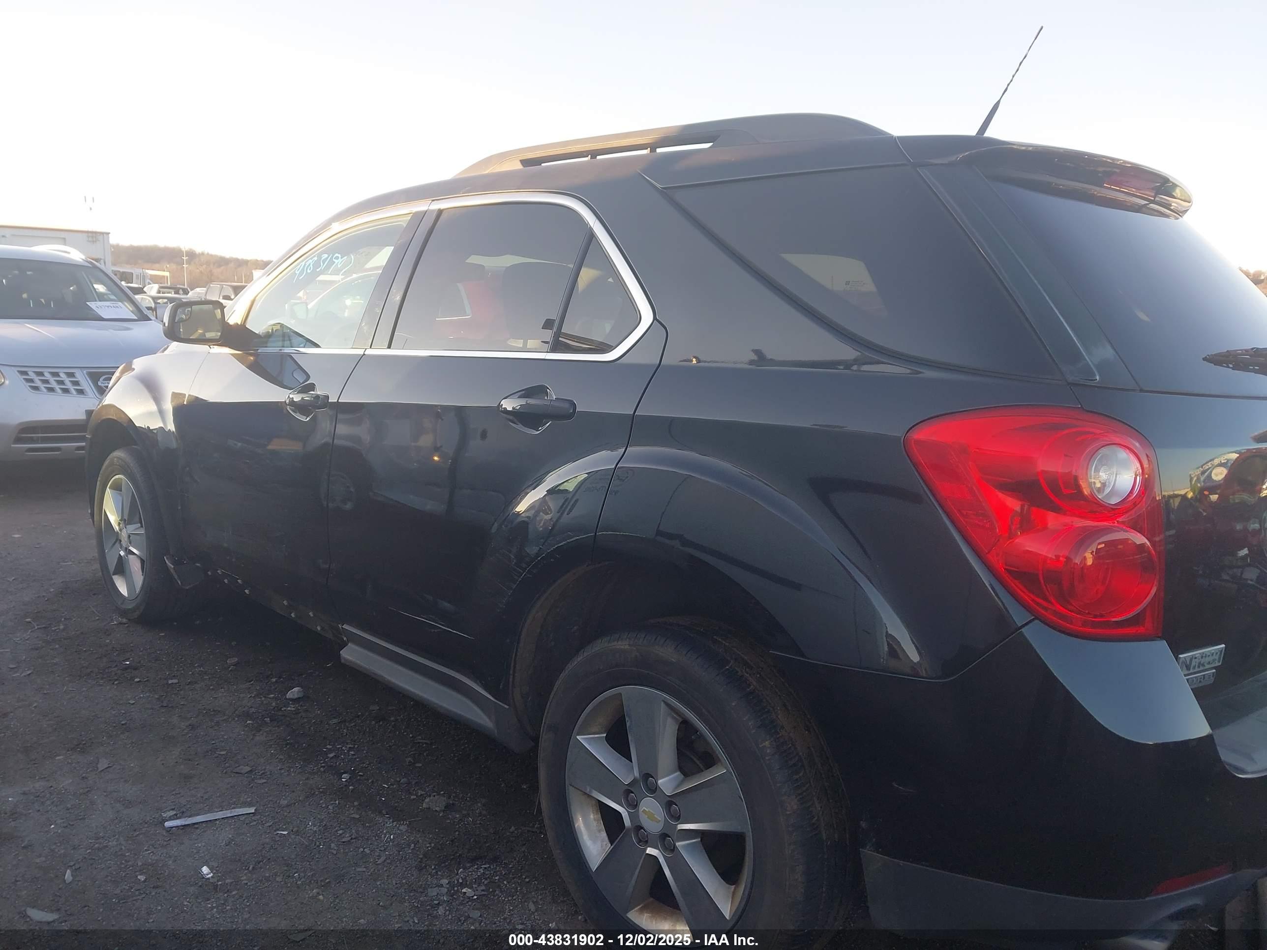 CHEVROLET EQUINOX image 6
