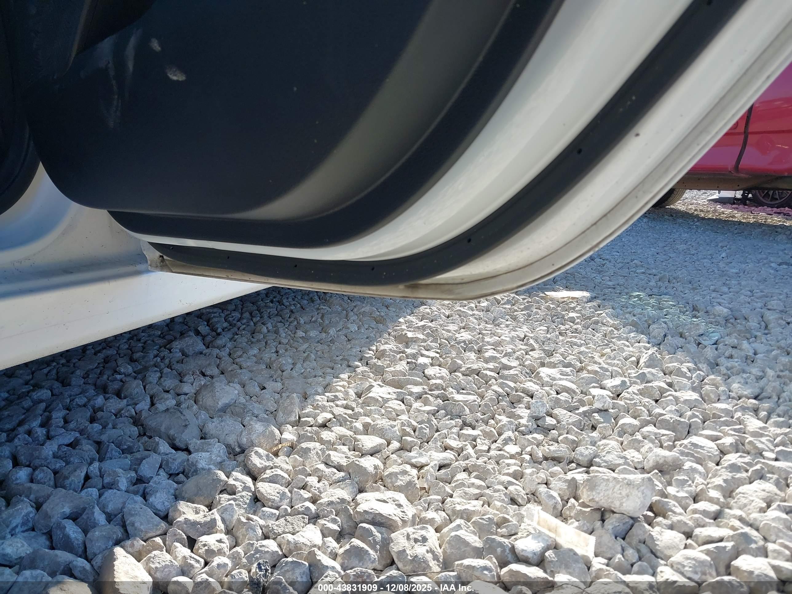 KIA FORTE image 8