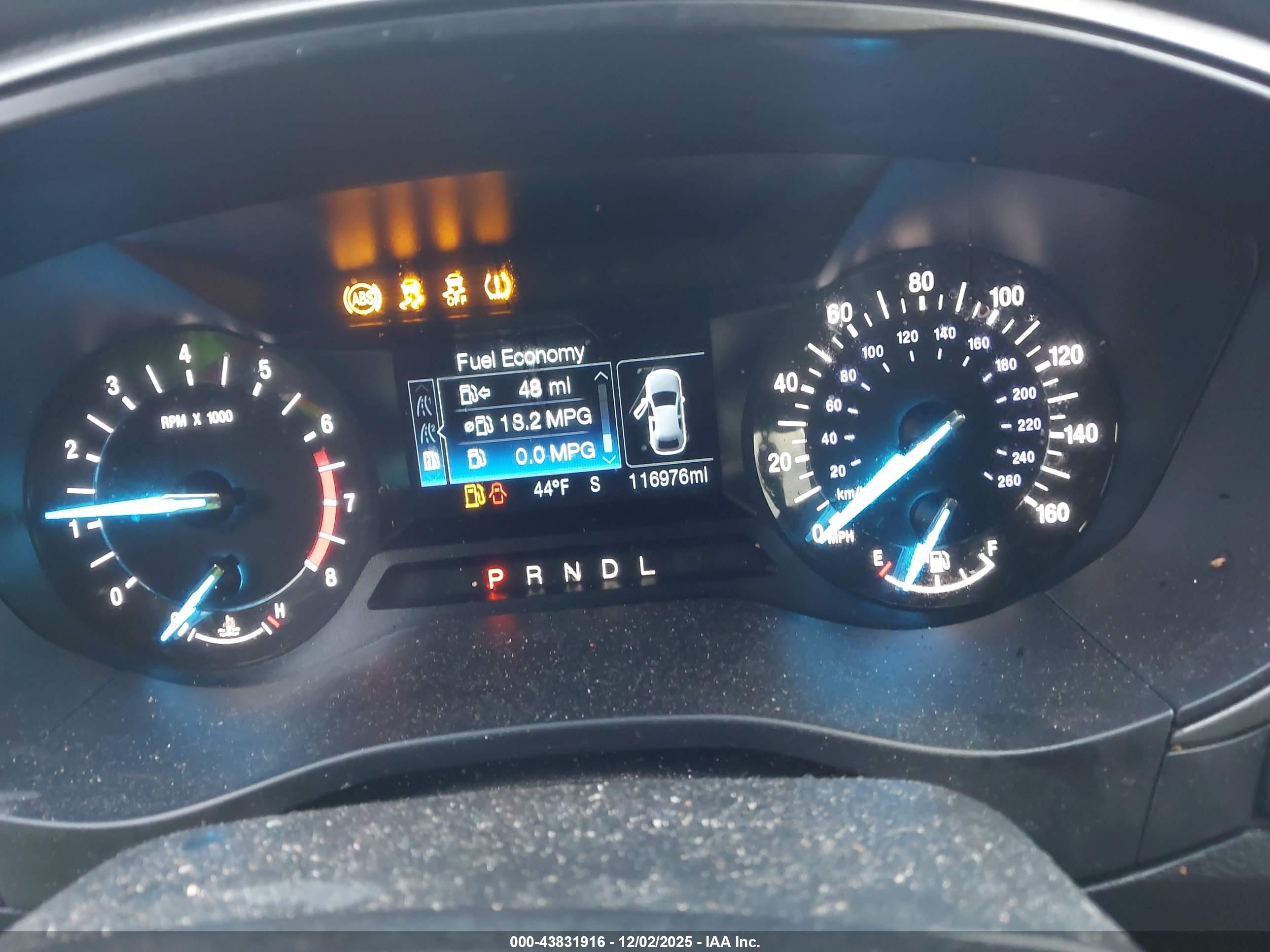 FORD FUSION image 7