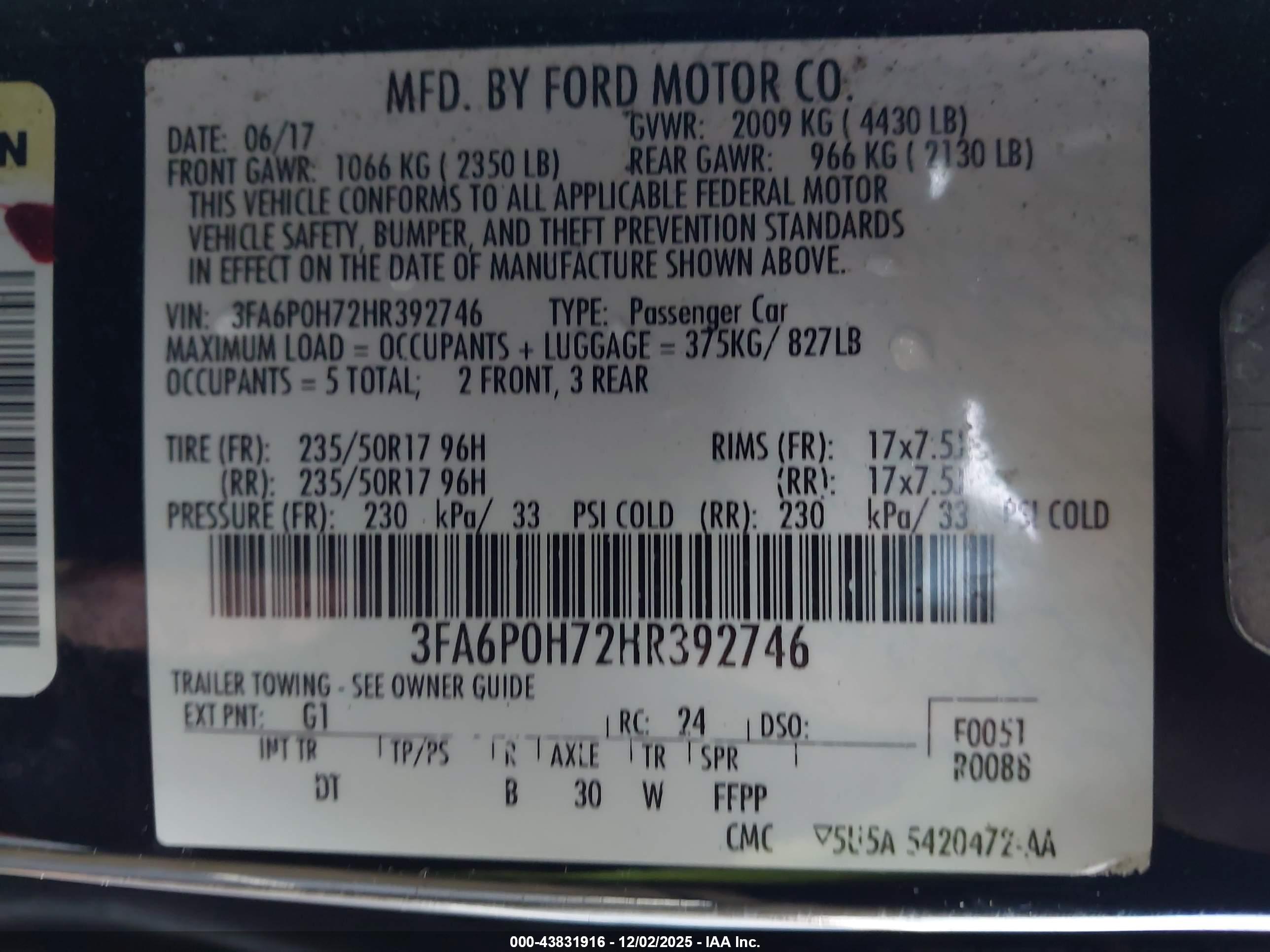 FORD FUSION image 9