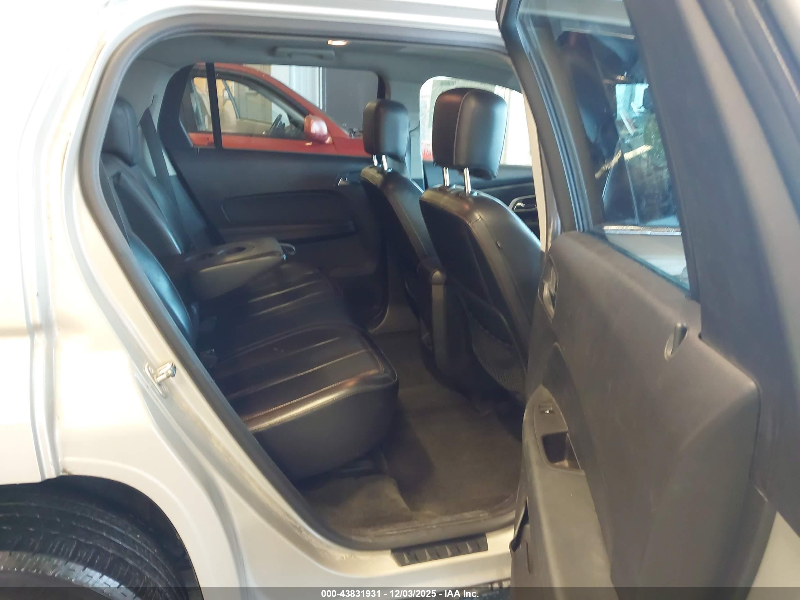 GMC TERRAIN image 8
