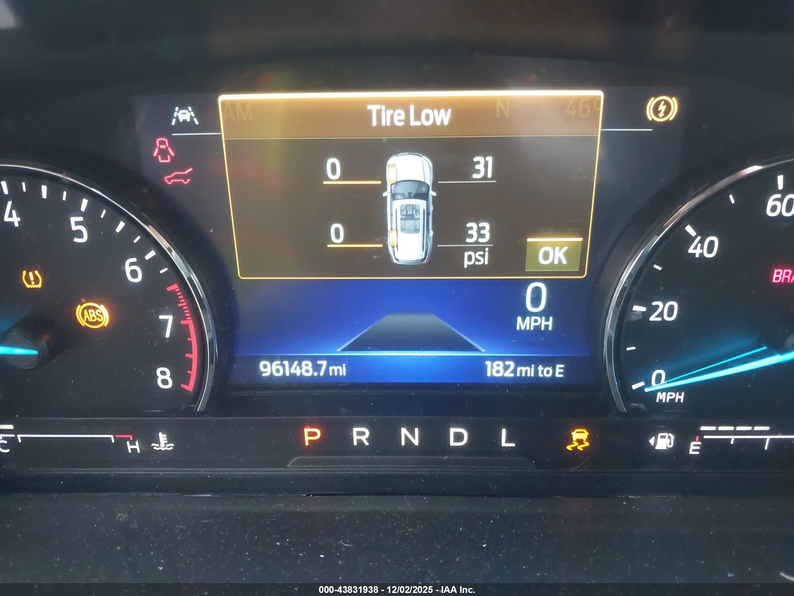 FORD EXPLORER image 7