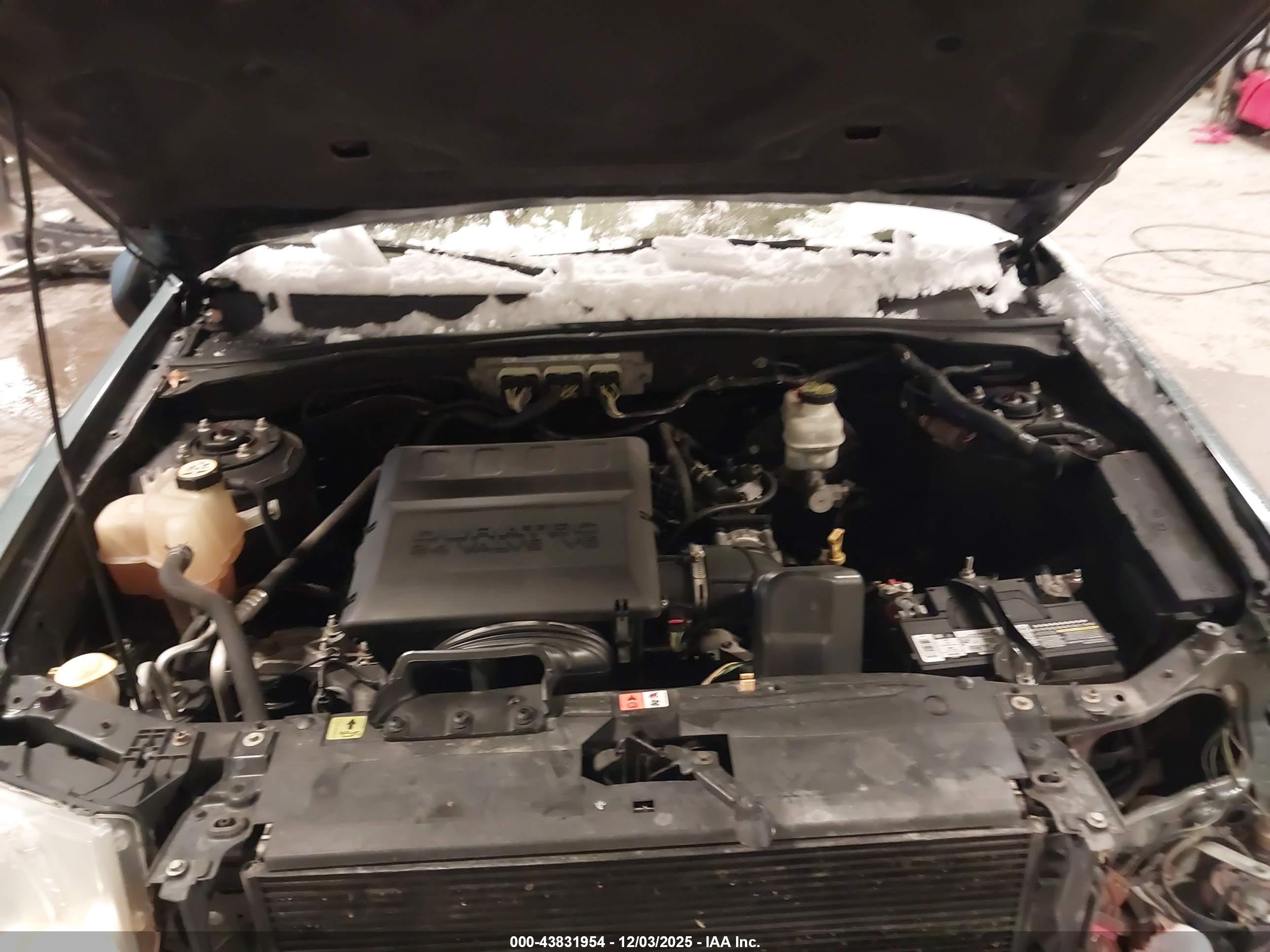 FORD ESCAPE image 10