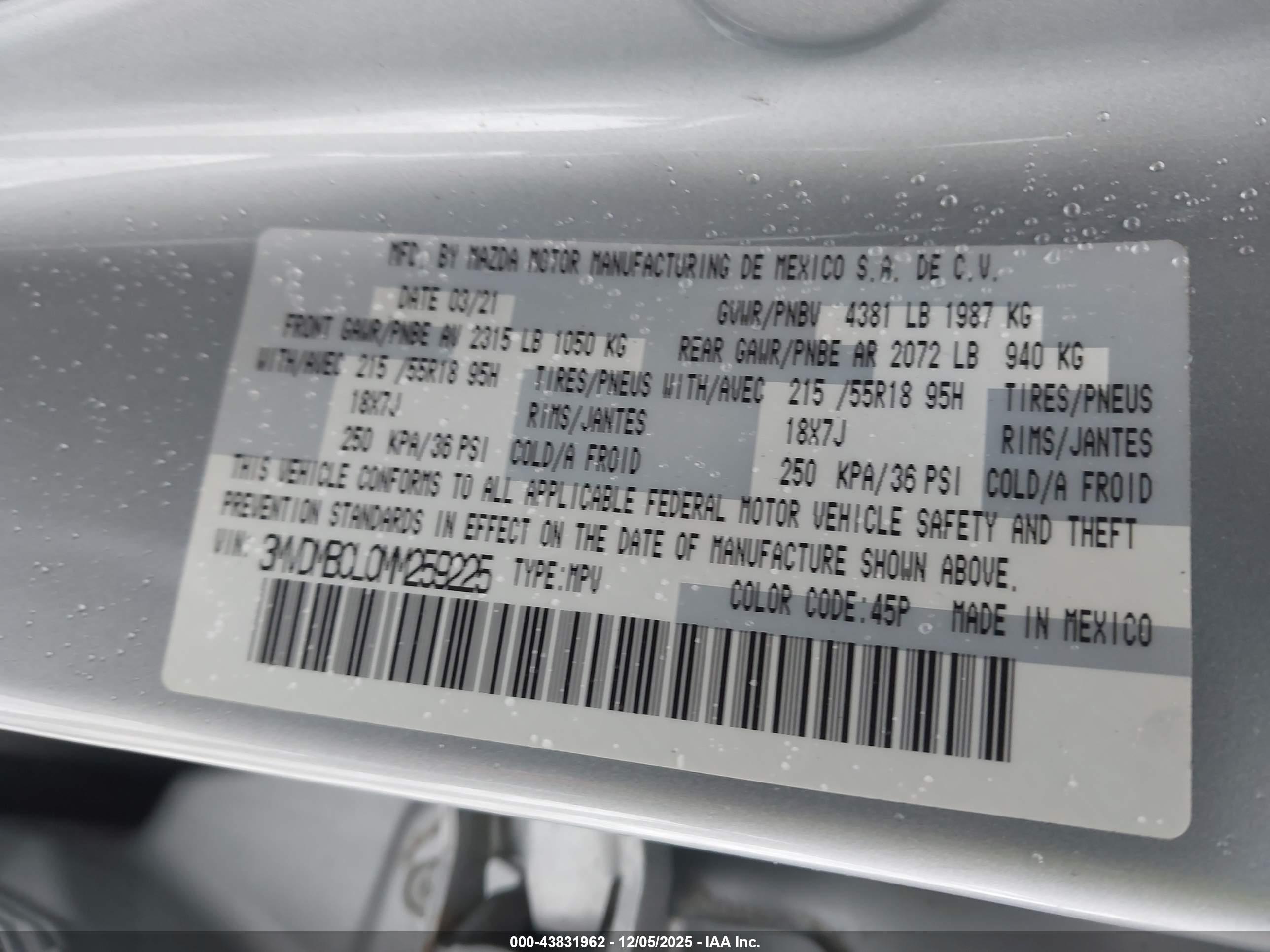 MAZDA CX-30 image 9